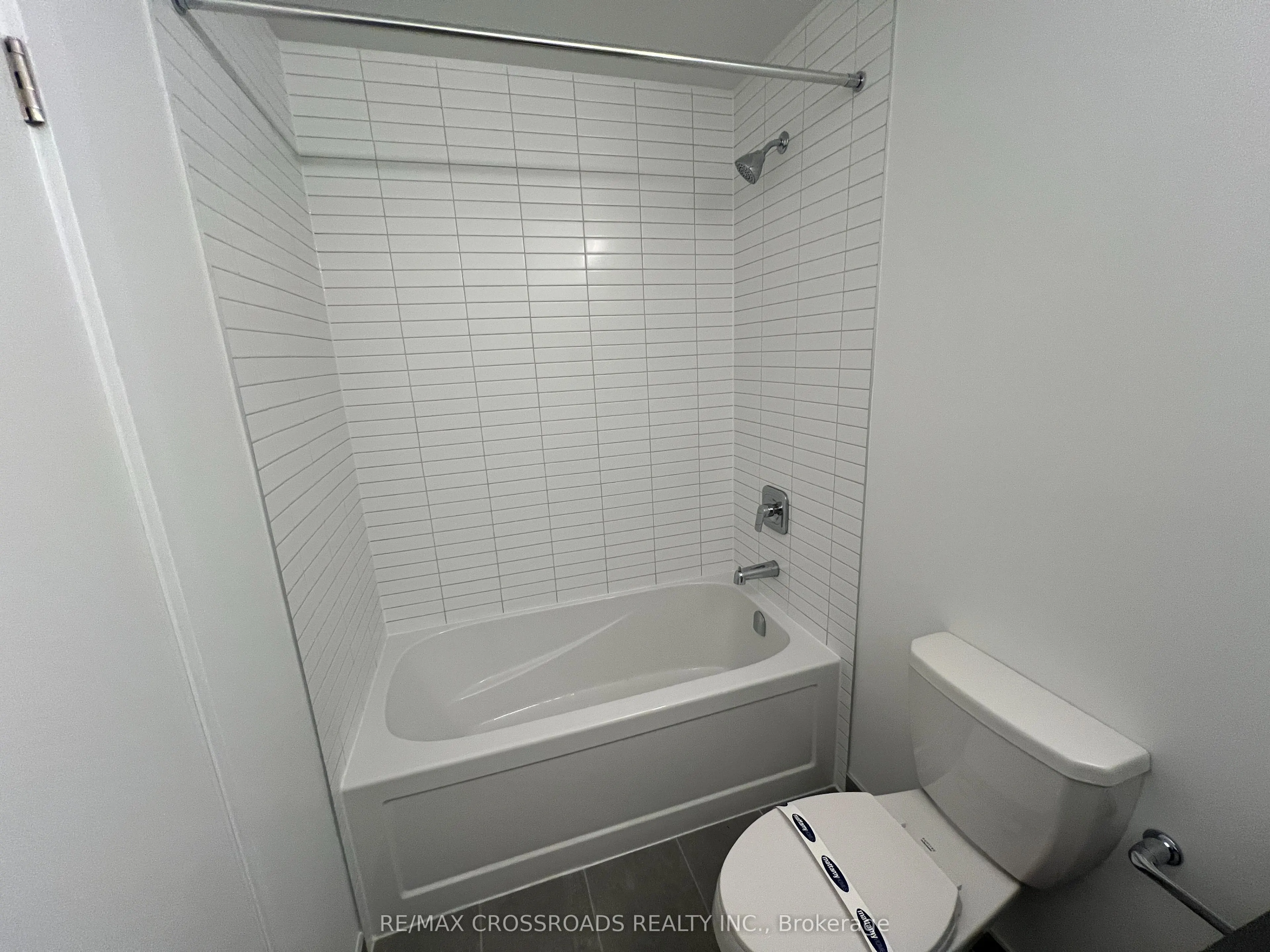 3008 William Cutmore Boulevard #602