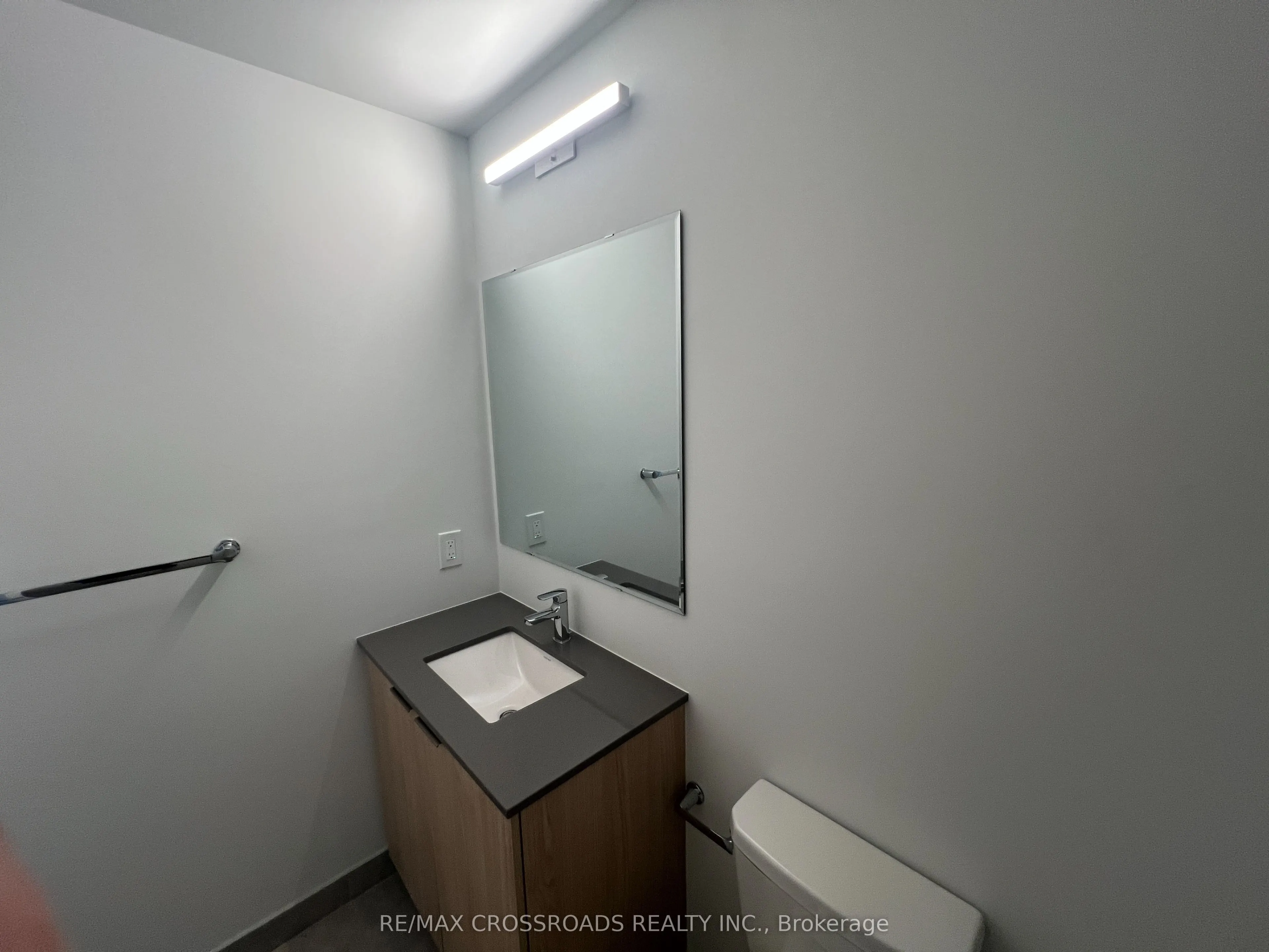 3008 William Cutmore Boulevard #618
