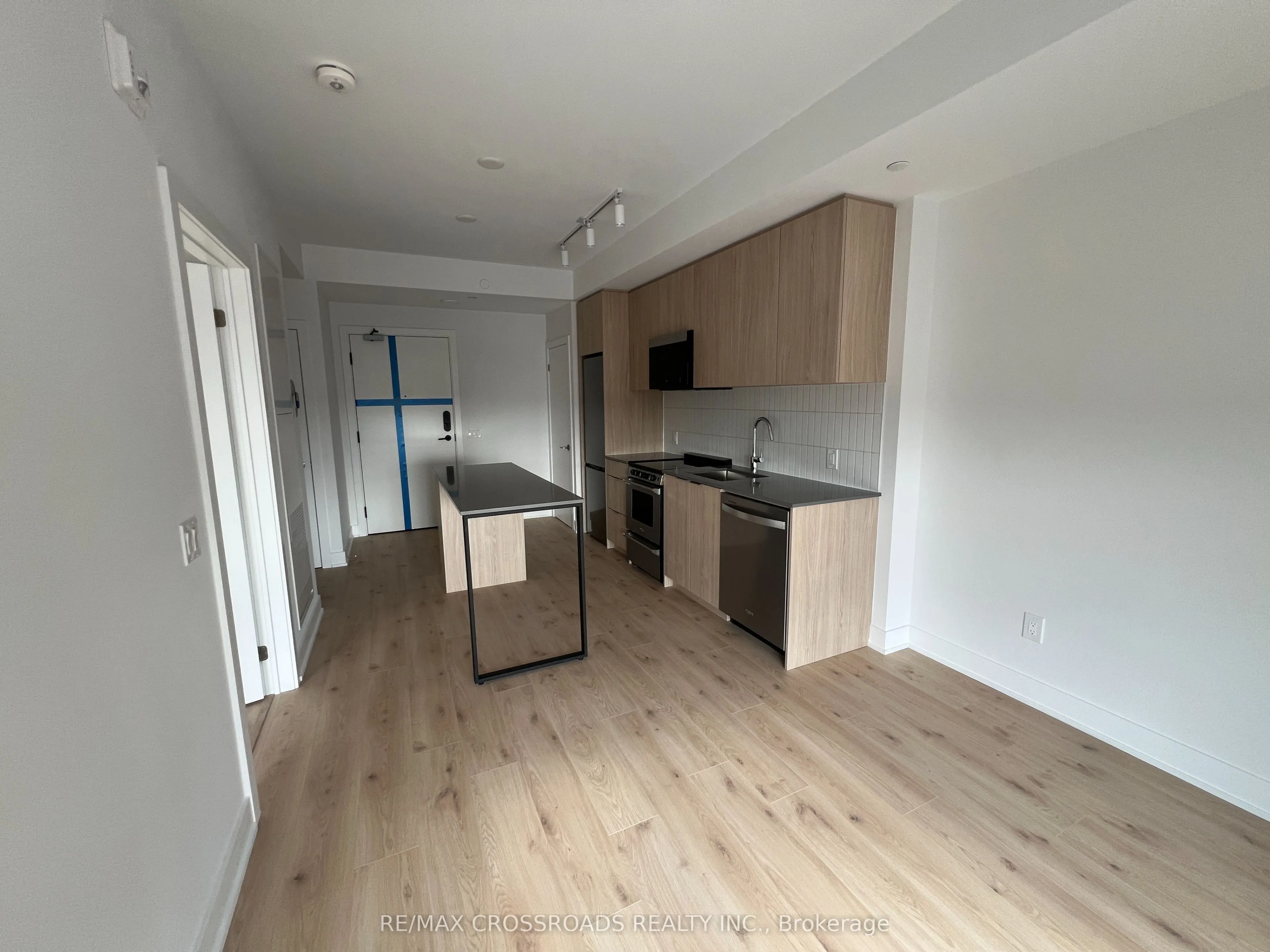 3008 William Cutmore Boulevard #618