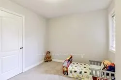5540 Waterwind Crescent