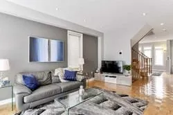 5540 Waterwind Crescent