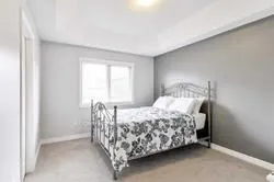 5540 Waterwind Crescent