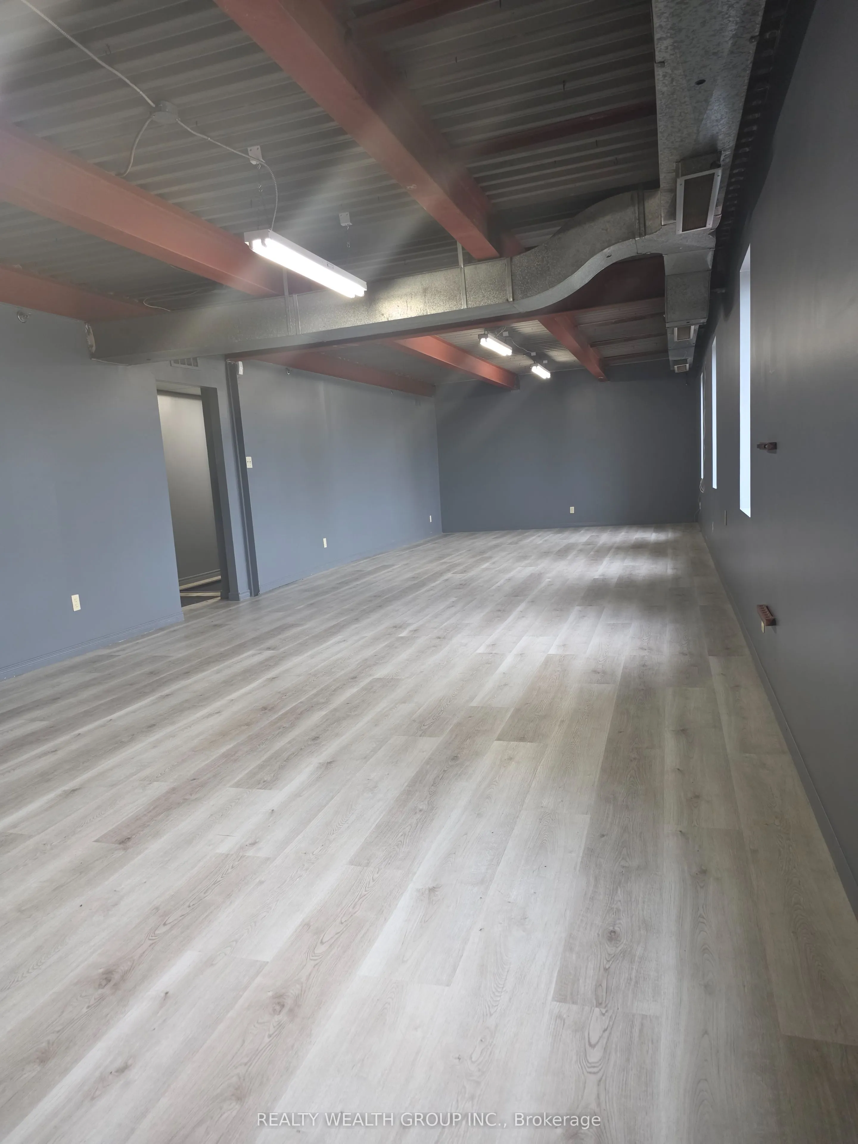 23 Strathearn Avenue #B