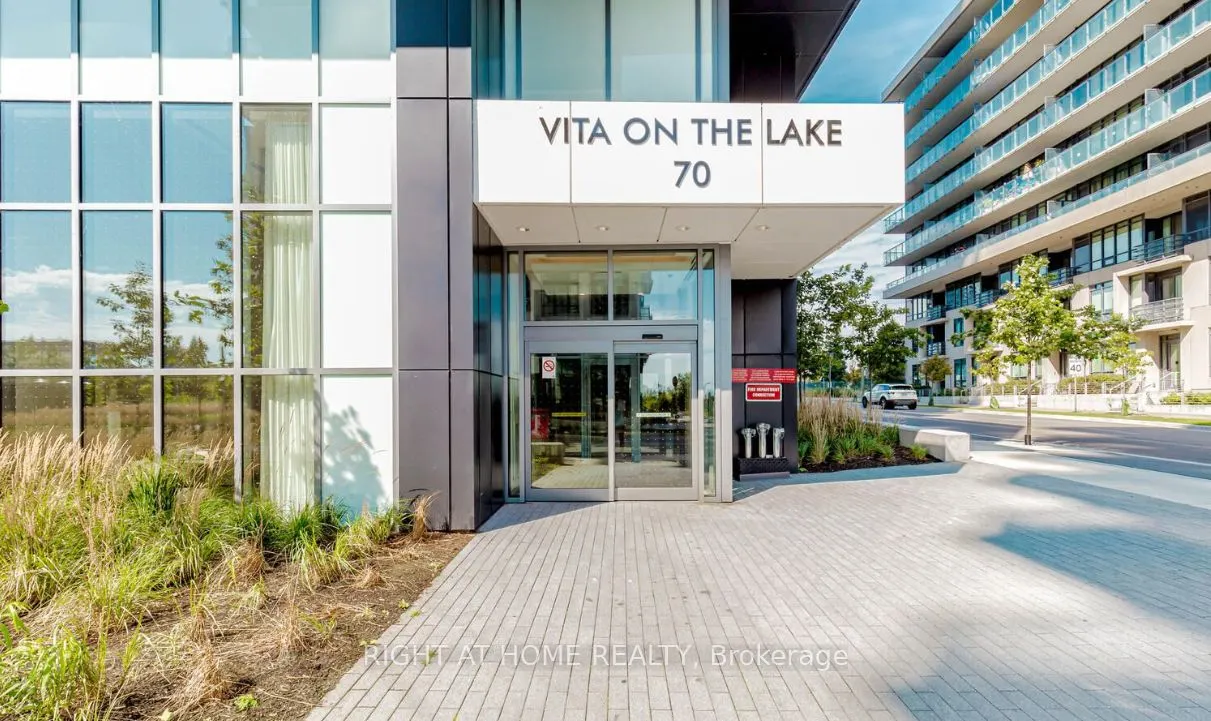 70 Annie Craig Drive W #413
