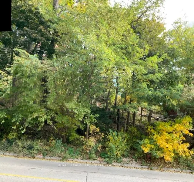 14 Humbercrest Boulevard