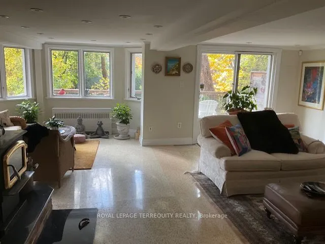 14 Humbercrest Boulevard