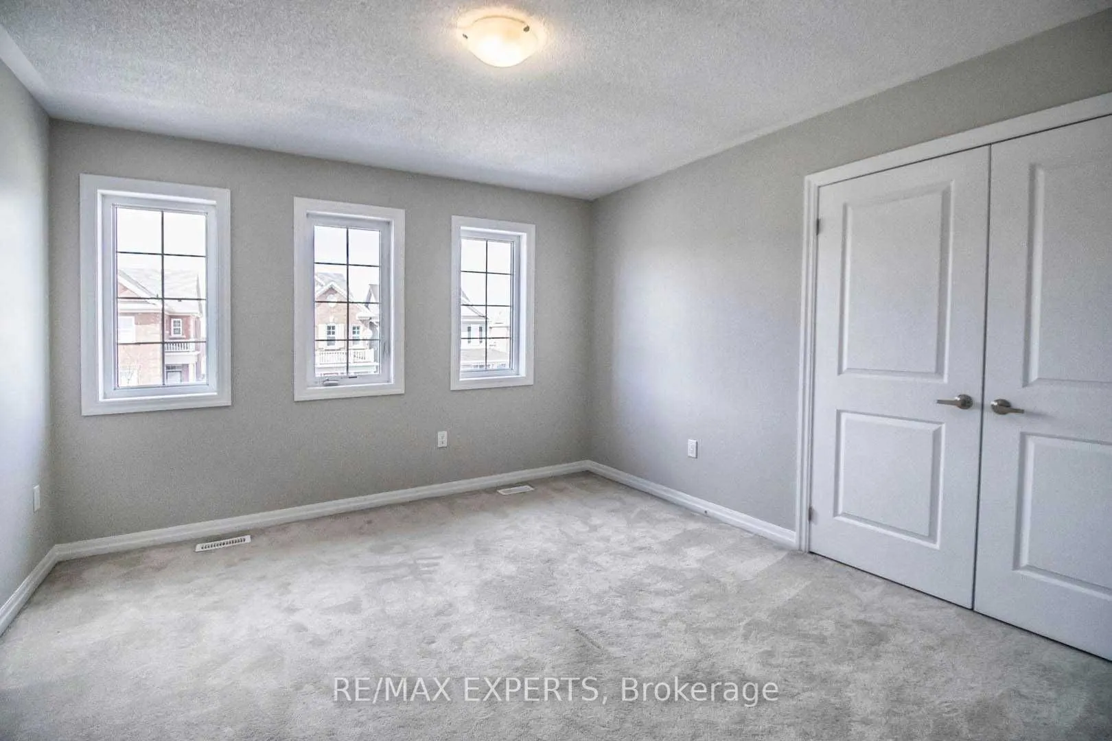 15 Giltspur Road #Upper