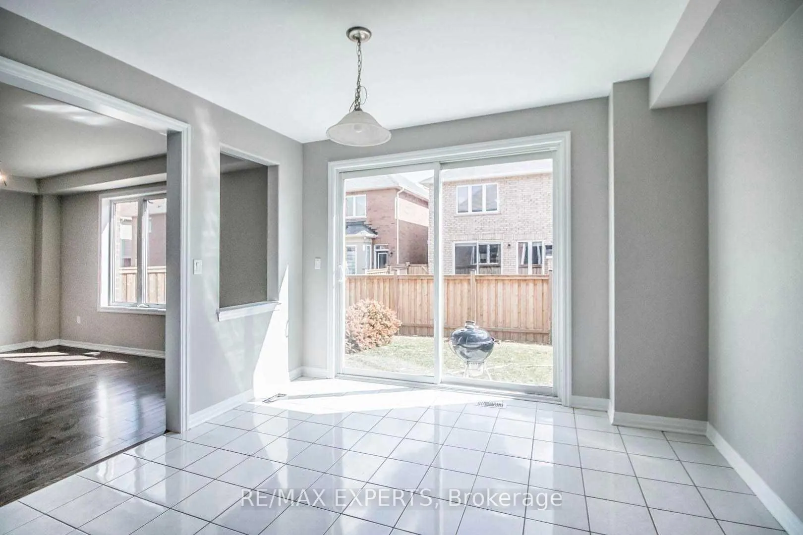 15 Giltspur Road #Upper