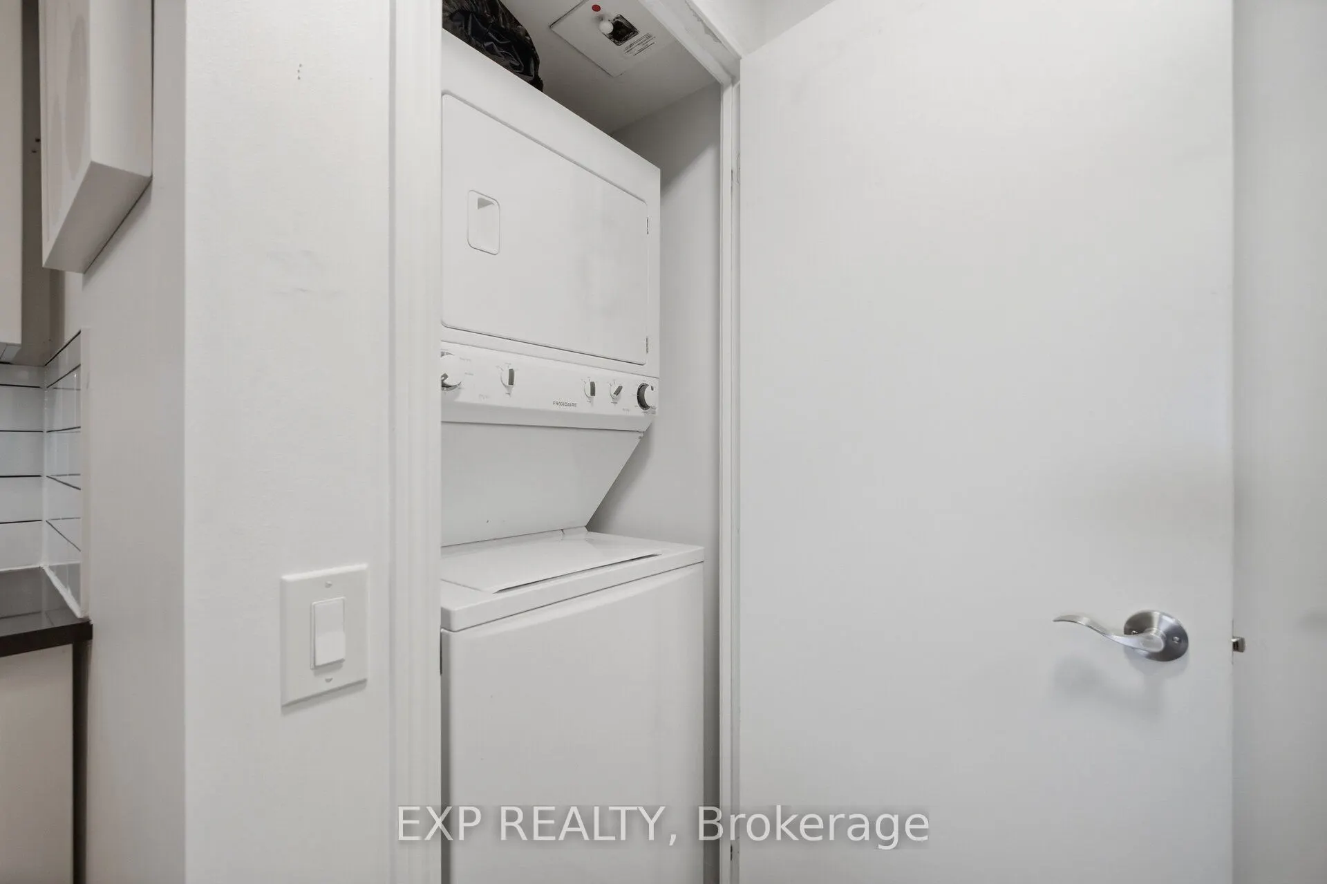 60 Heintzman Street #1030