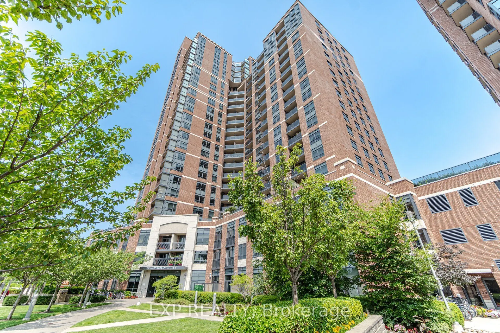 60 Heintzman Street #1030
