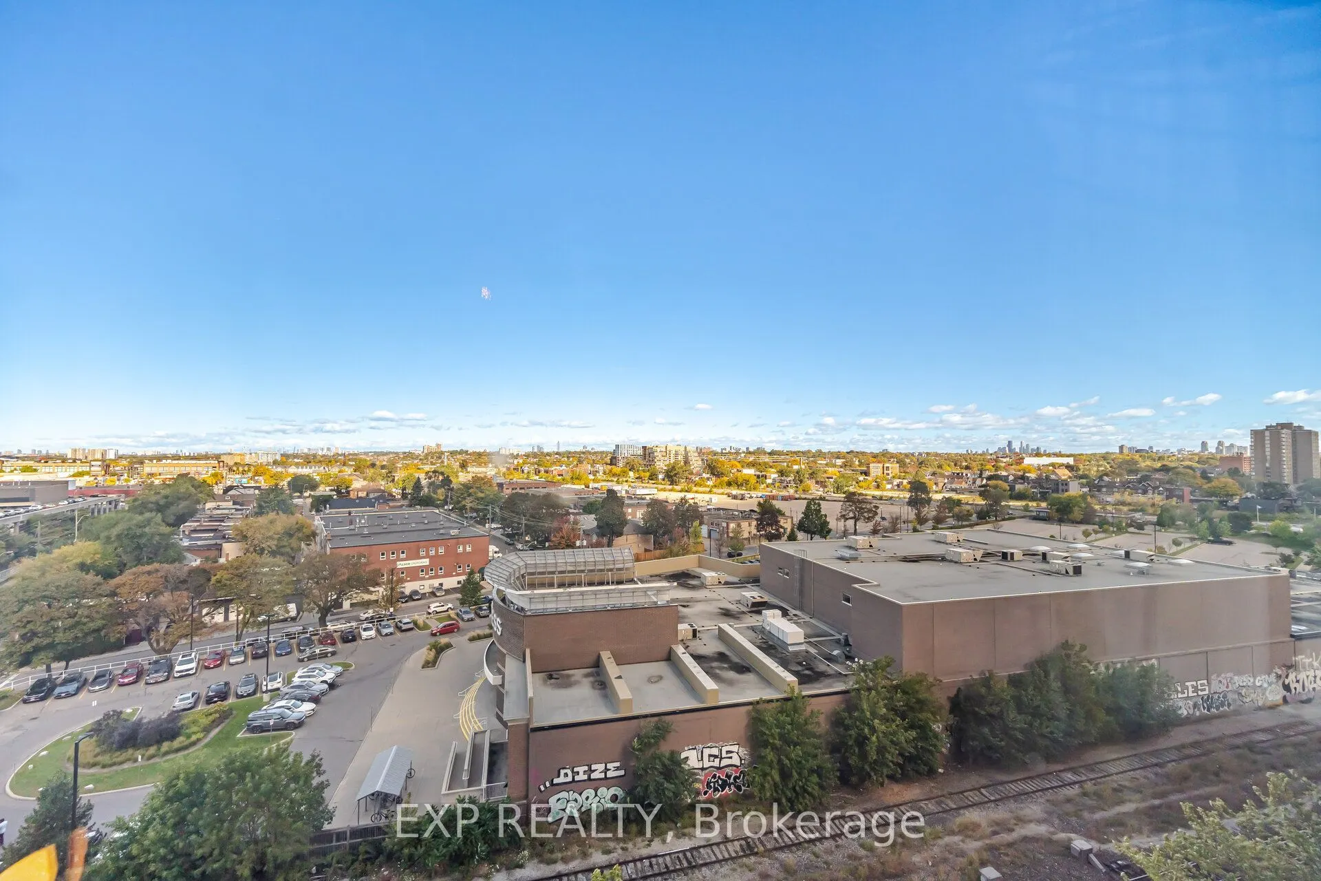 60 Heintzman Street #1030