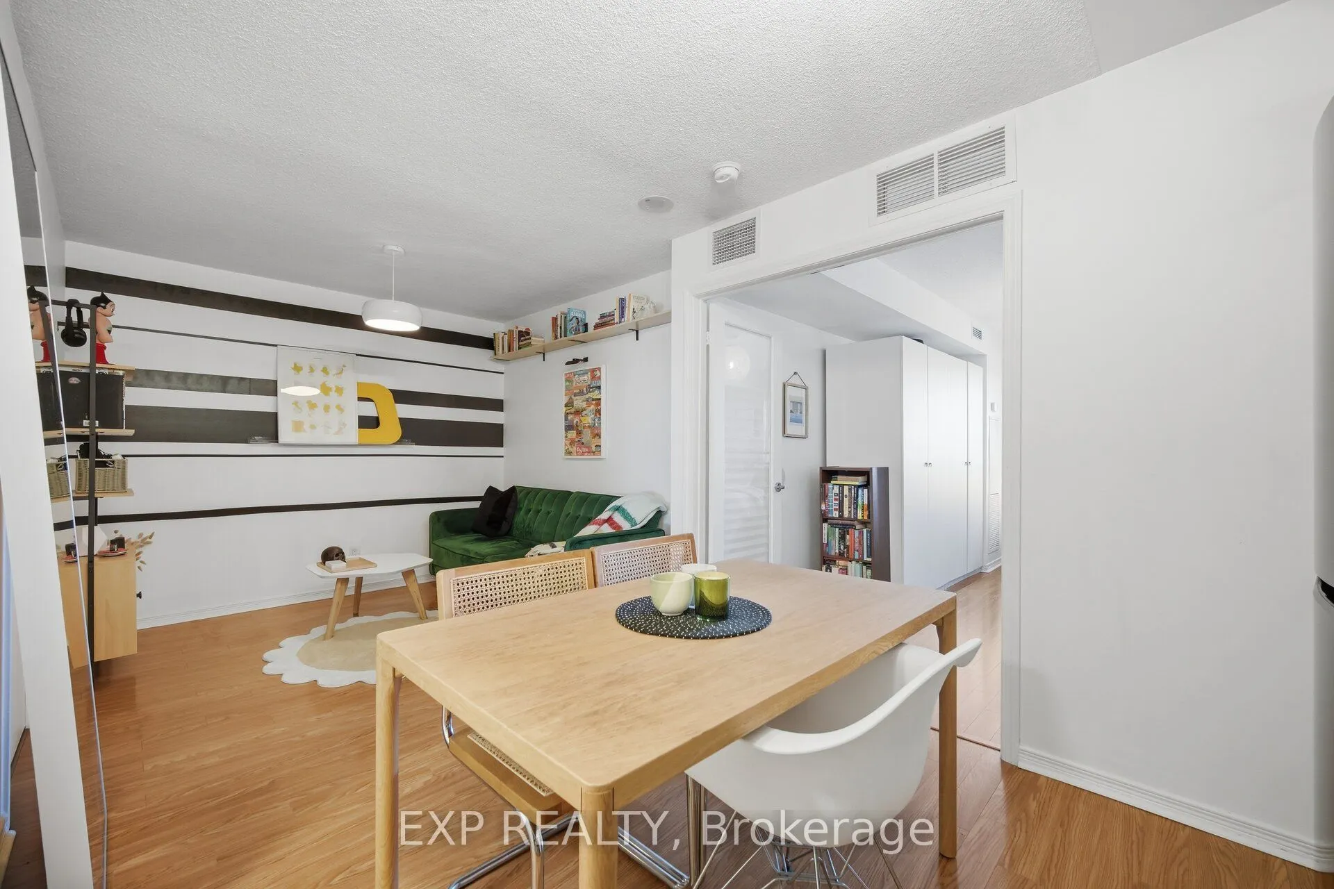 60 Heintzman Street #1030