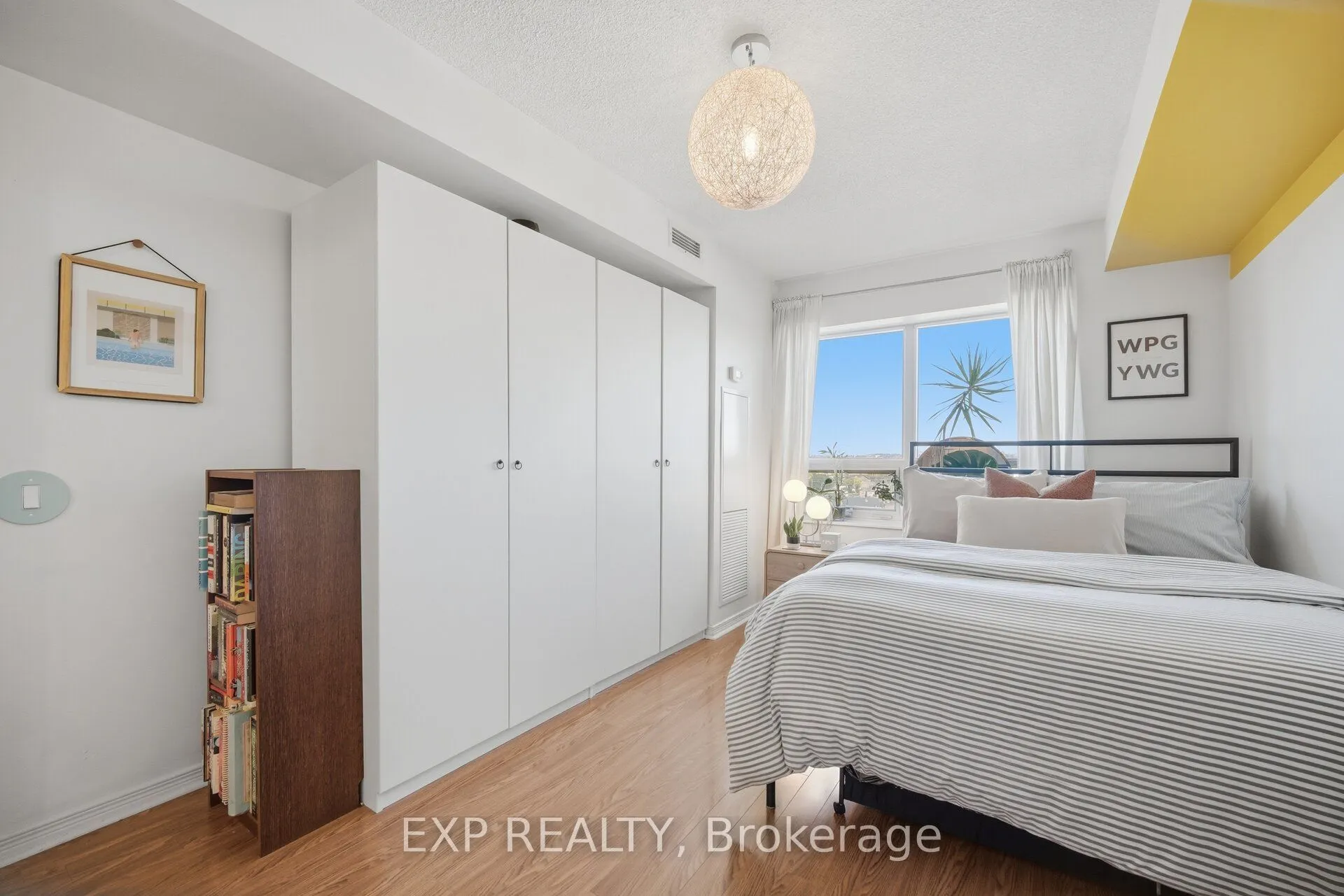 60 Heintzman Street #1030