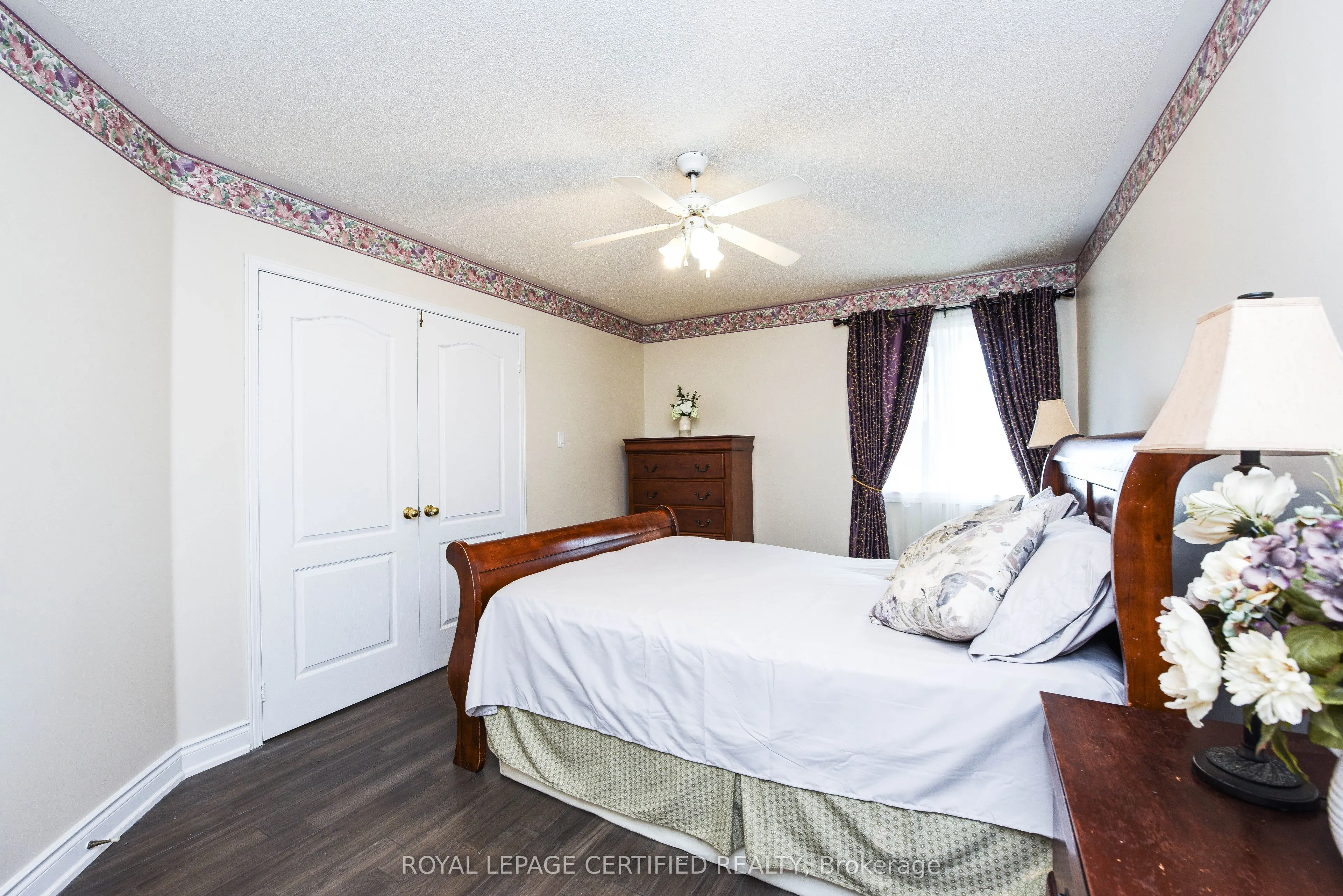 6037 Clover Ridge Crescent