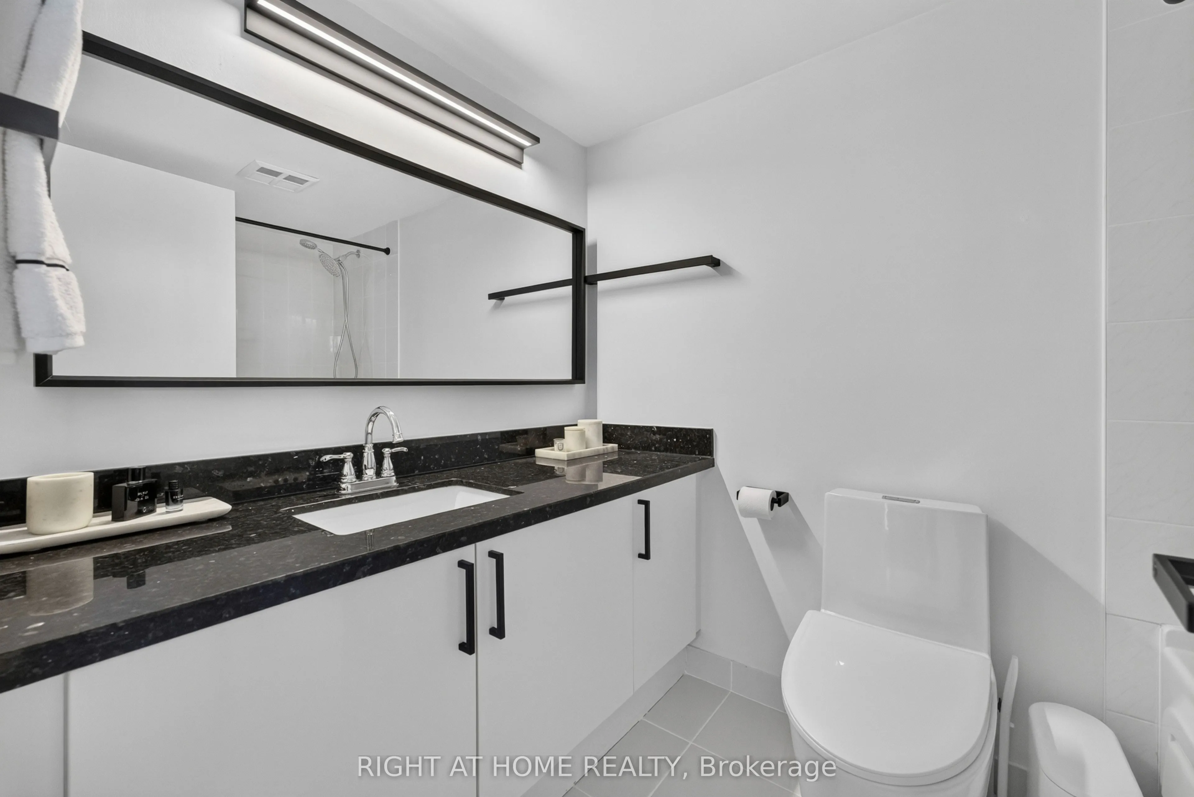 250 Manitoba Street #612