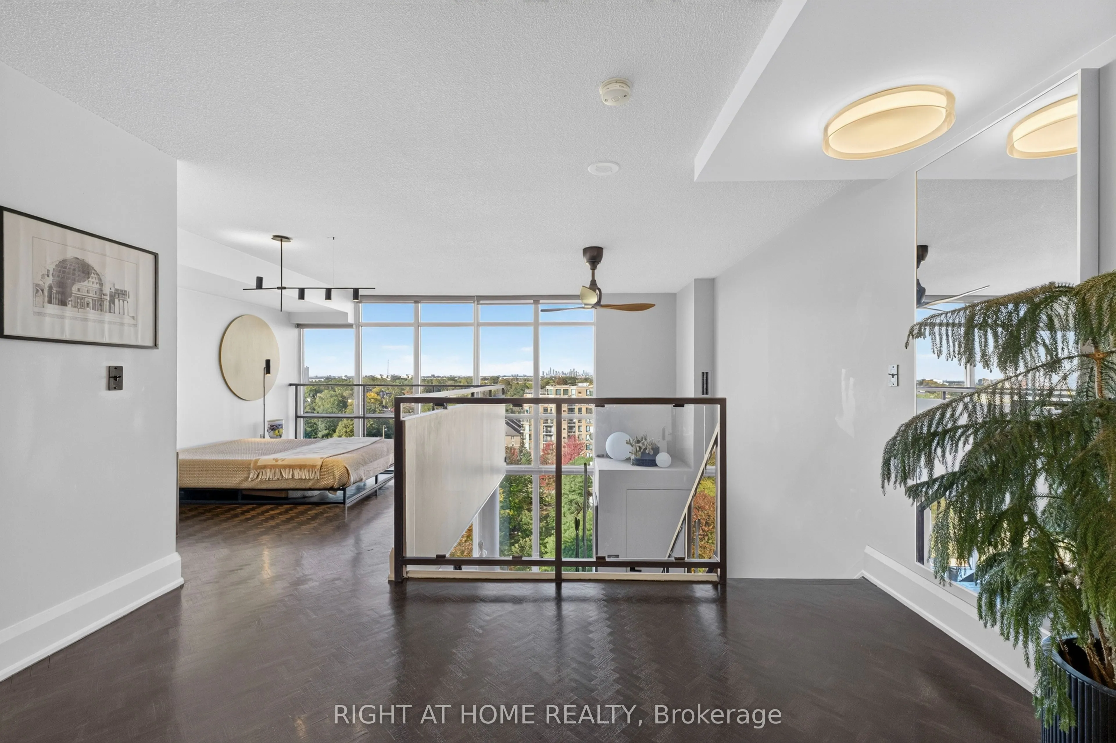 250 Manitoba Street #612