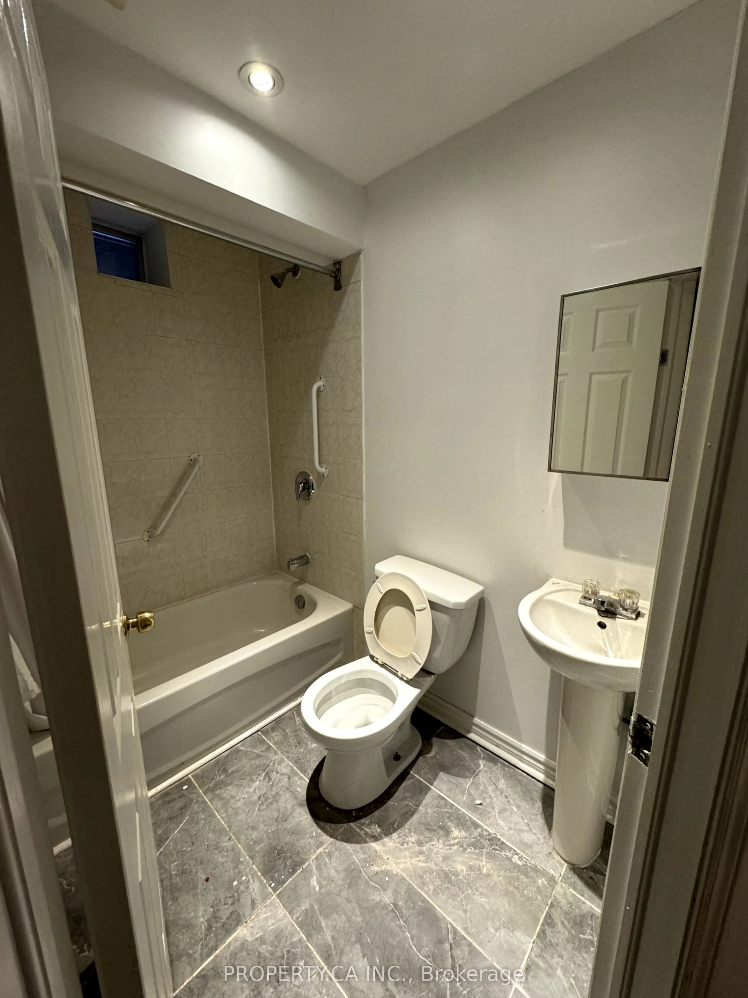 270 Christie Street ##Lower