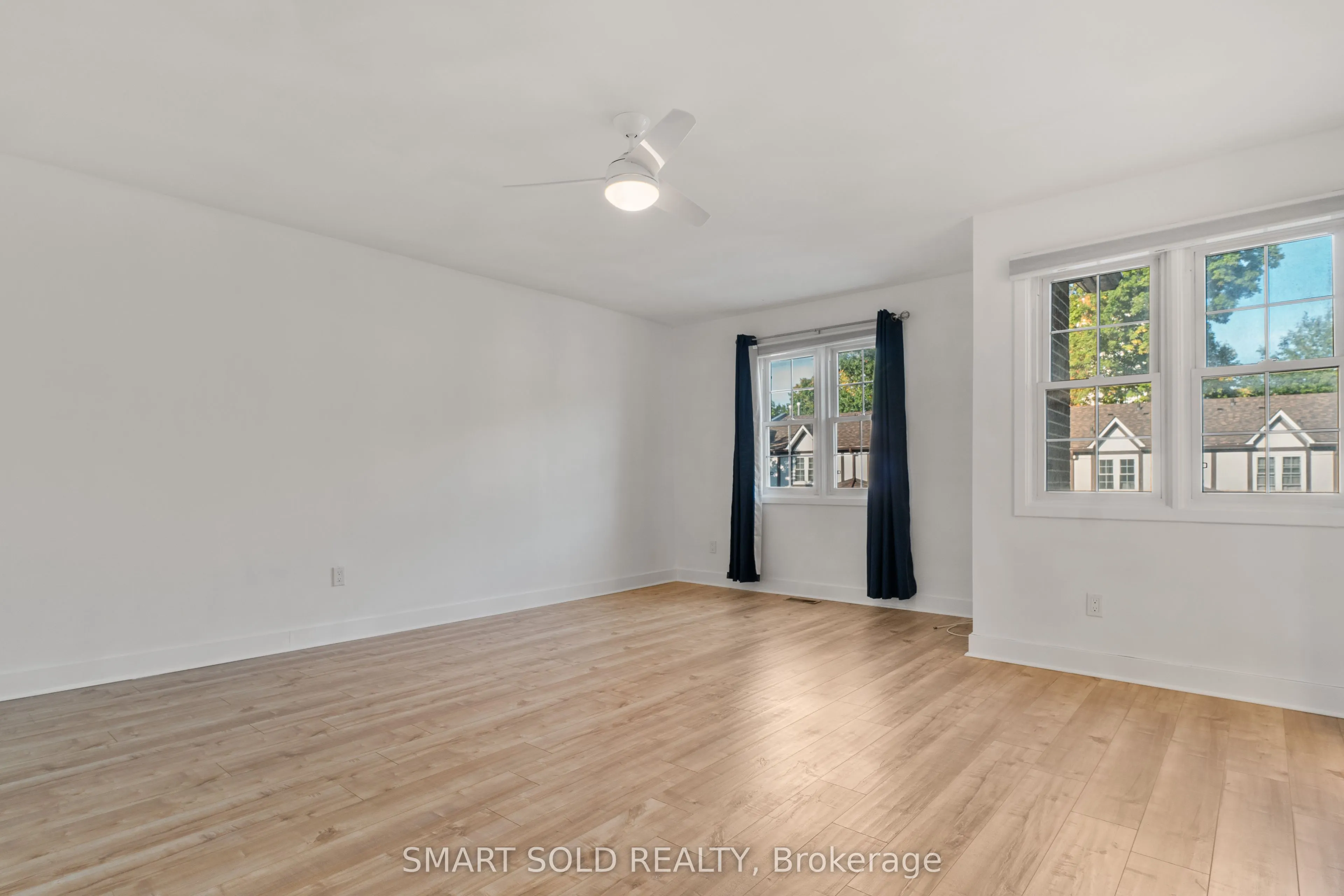 2120 Rathburn Road E #32
