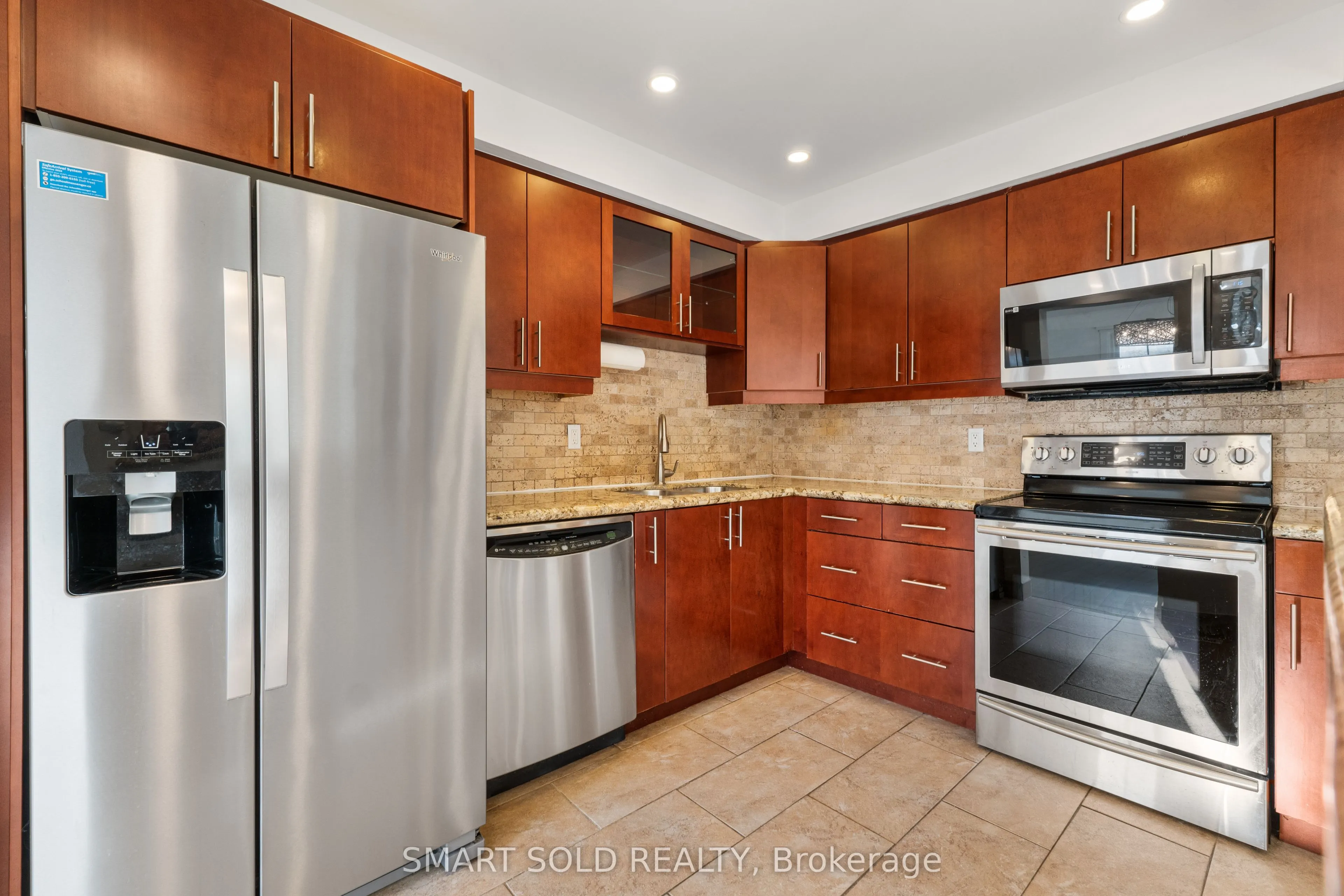 2120 Rathburn Road E #32