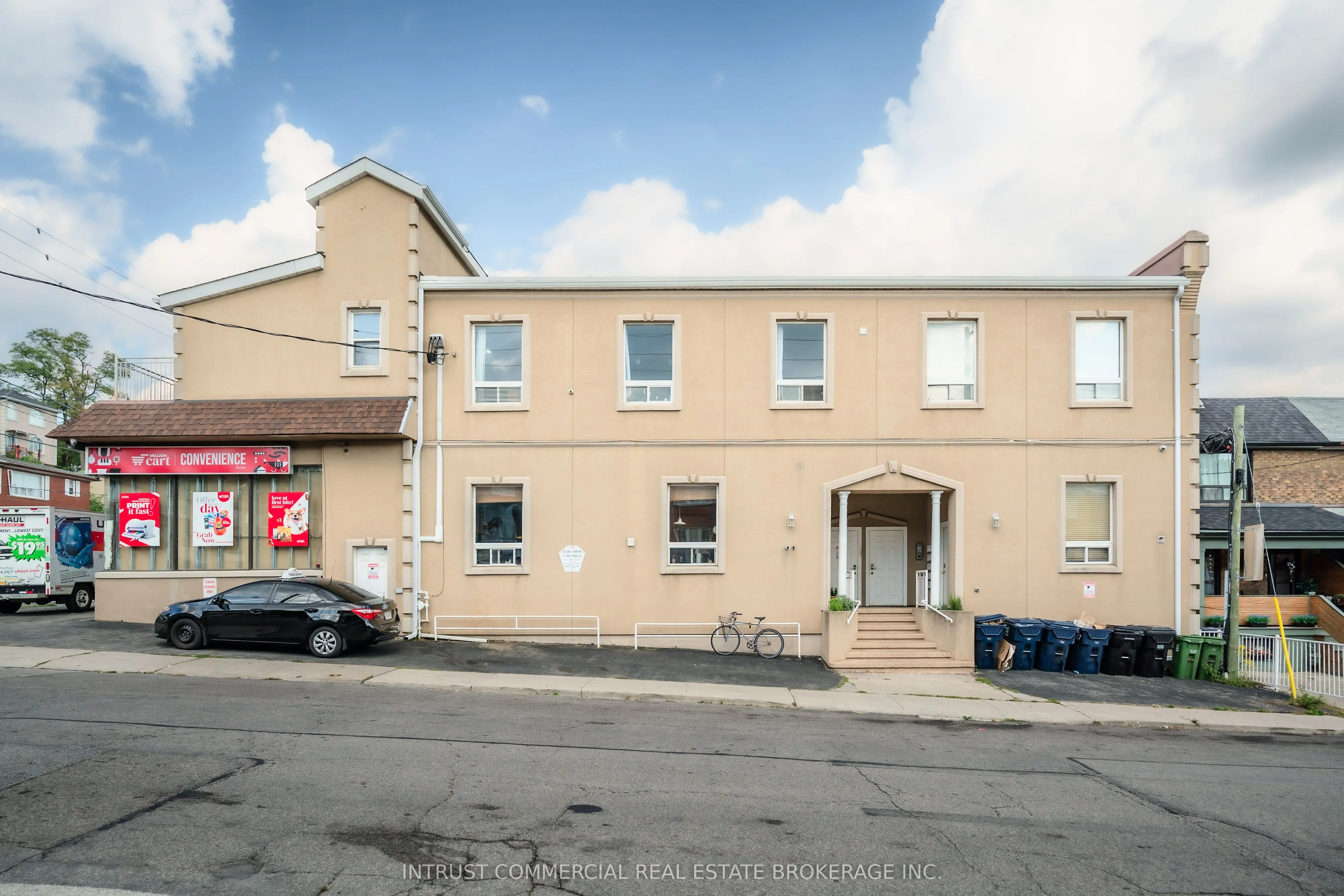 1463 Davenport Road