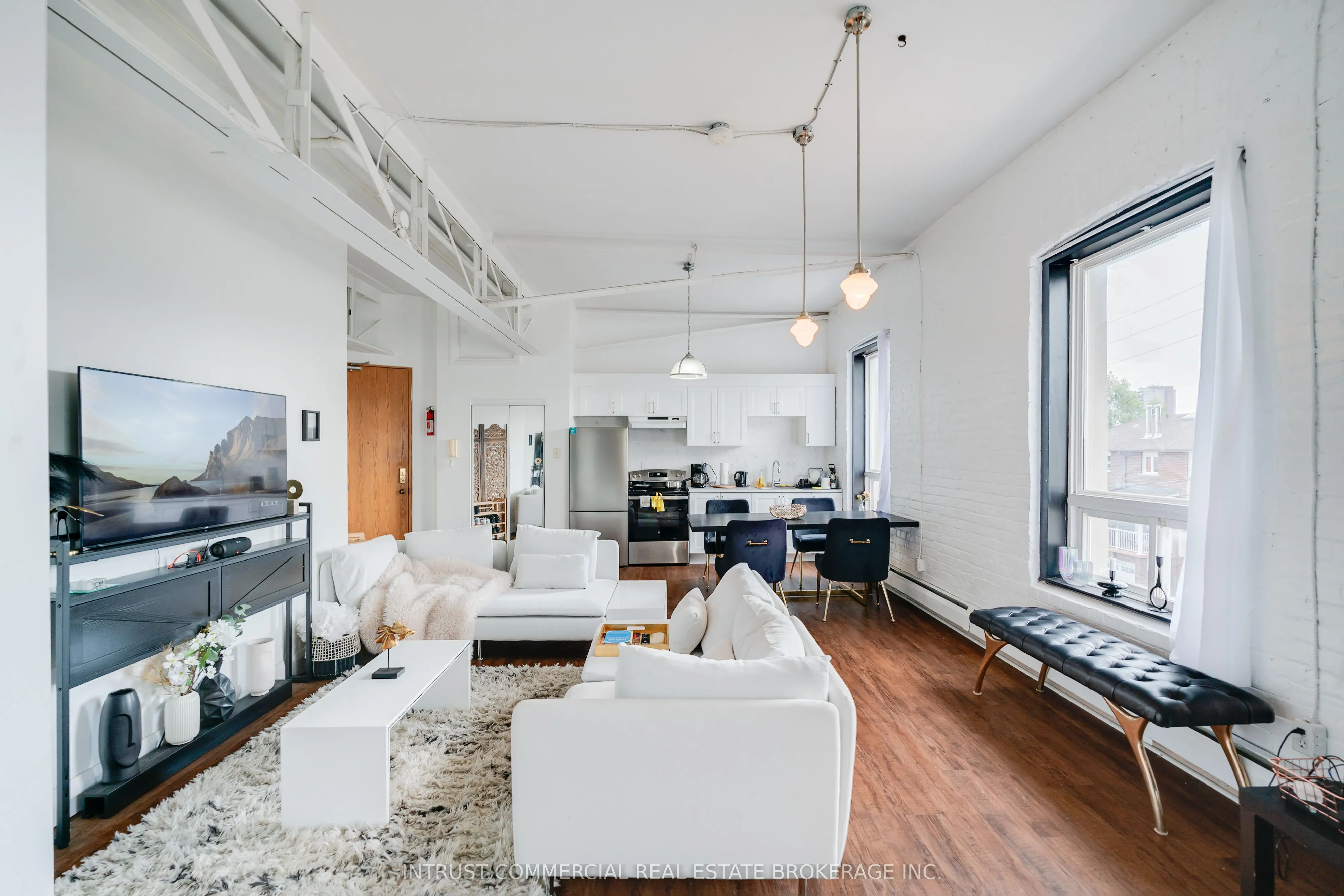 1463 Davenport Road