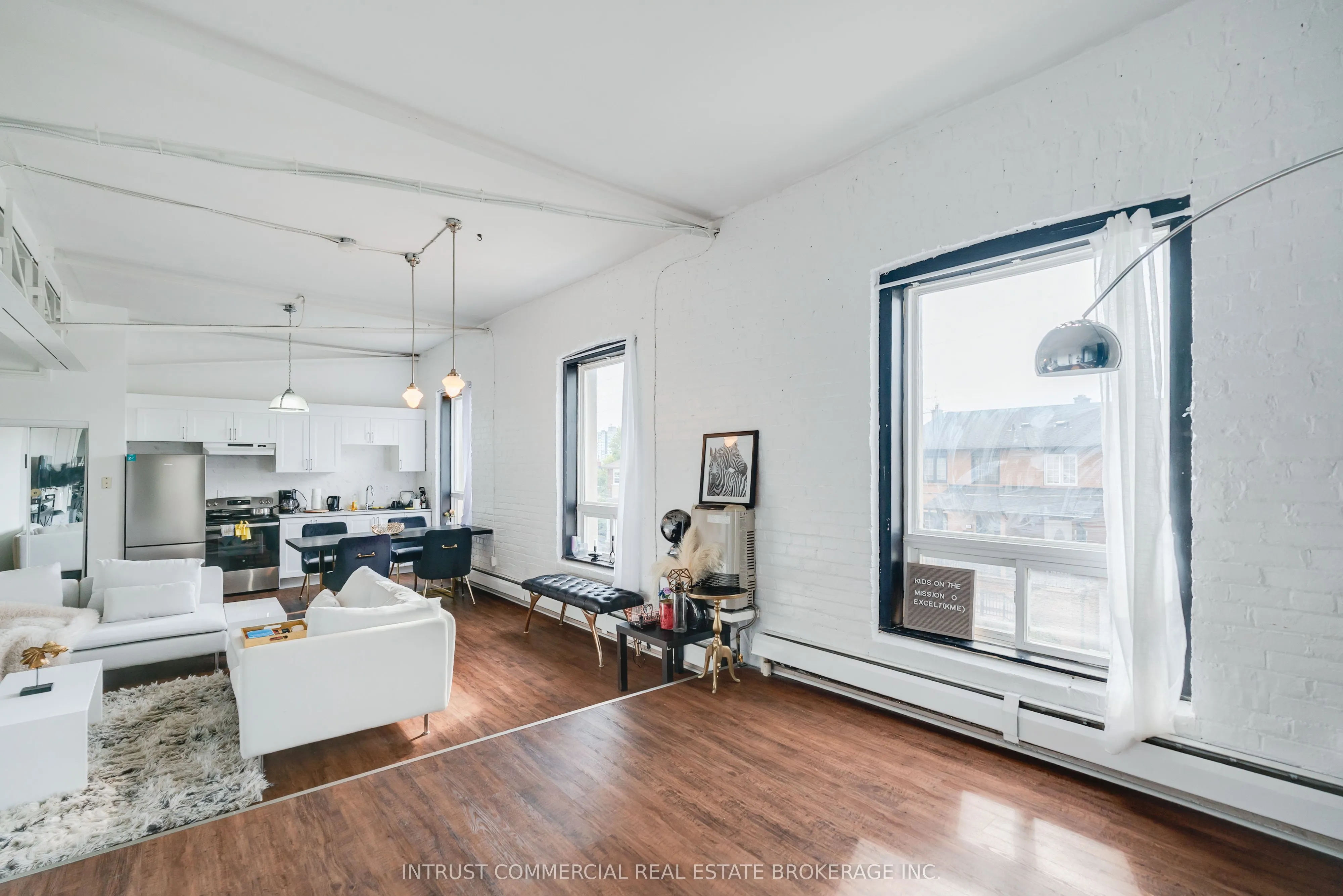 1463 Davenport Road