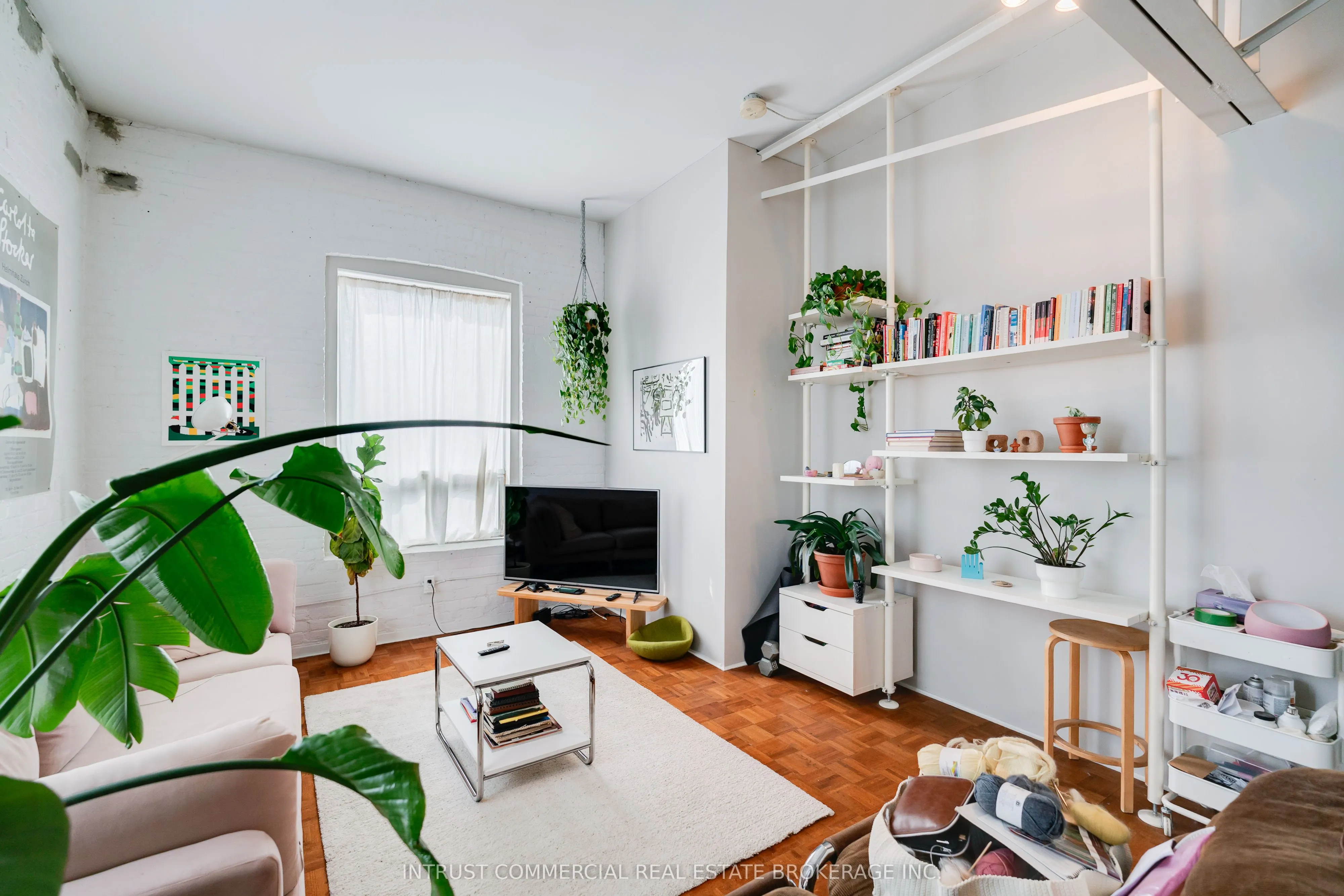 1463 Davenport Road