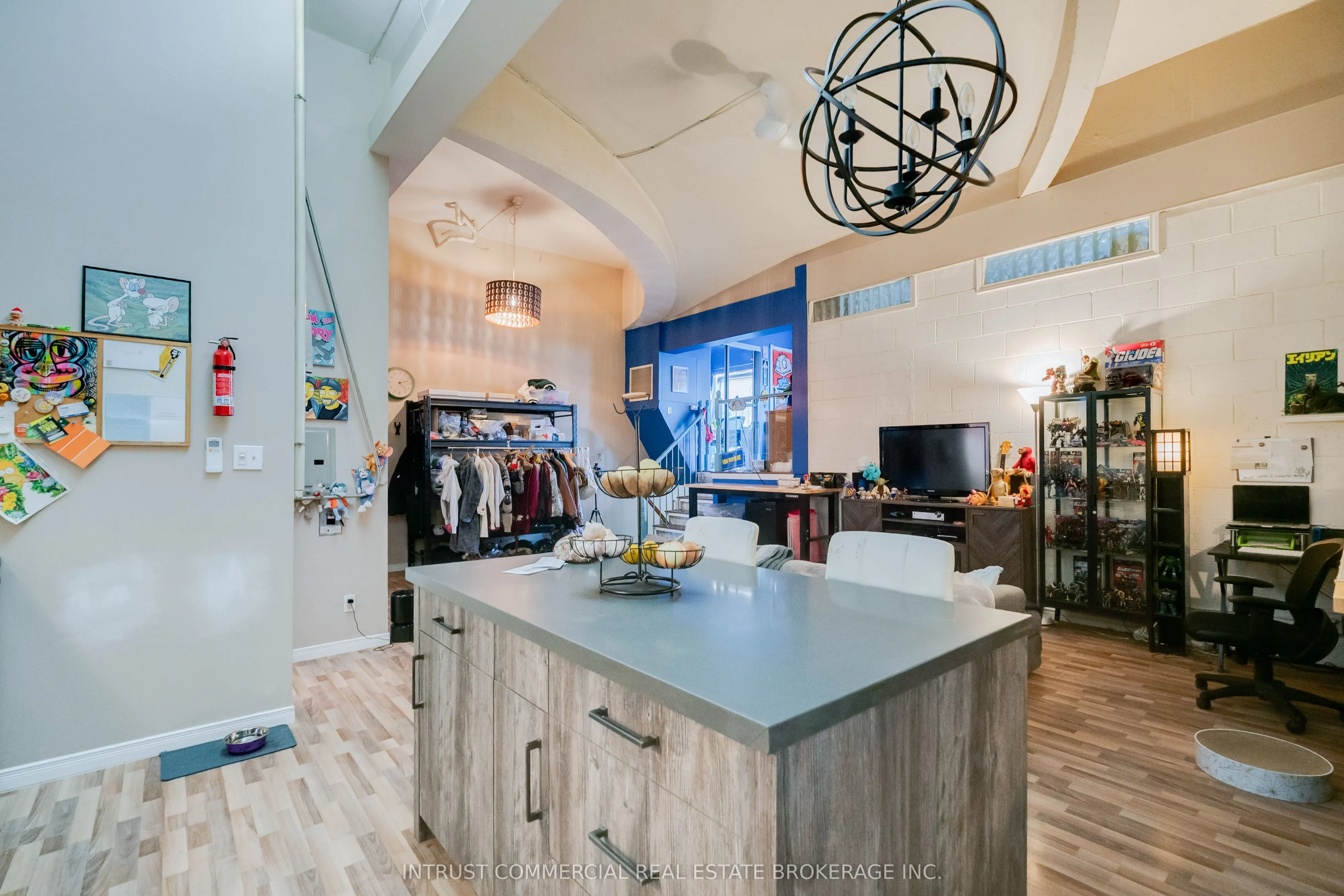 1463 Davenport Road
