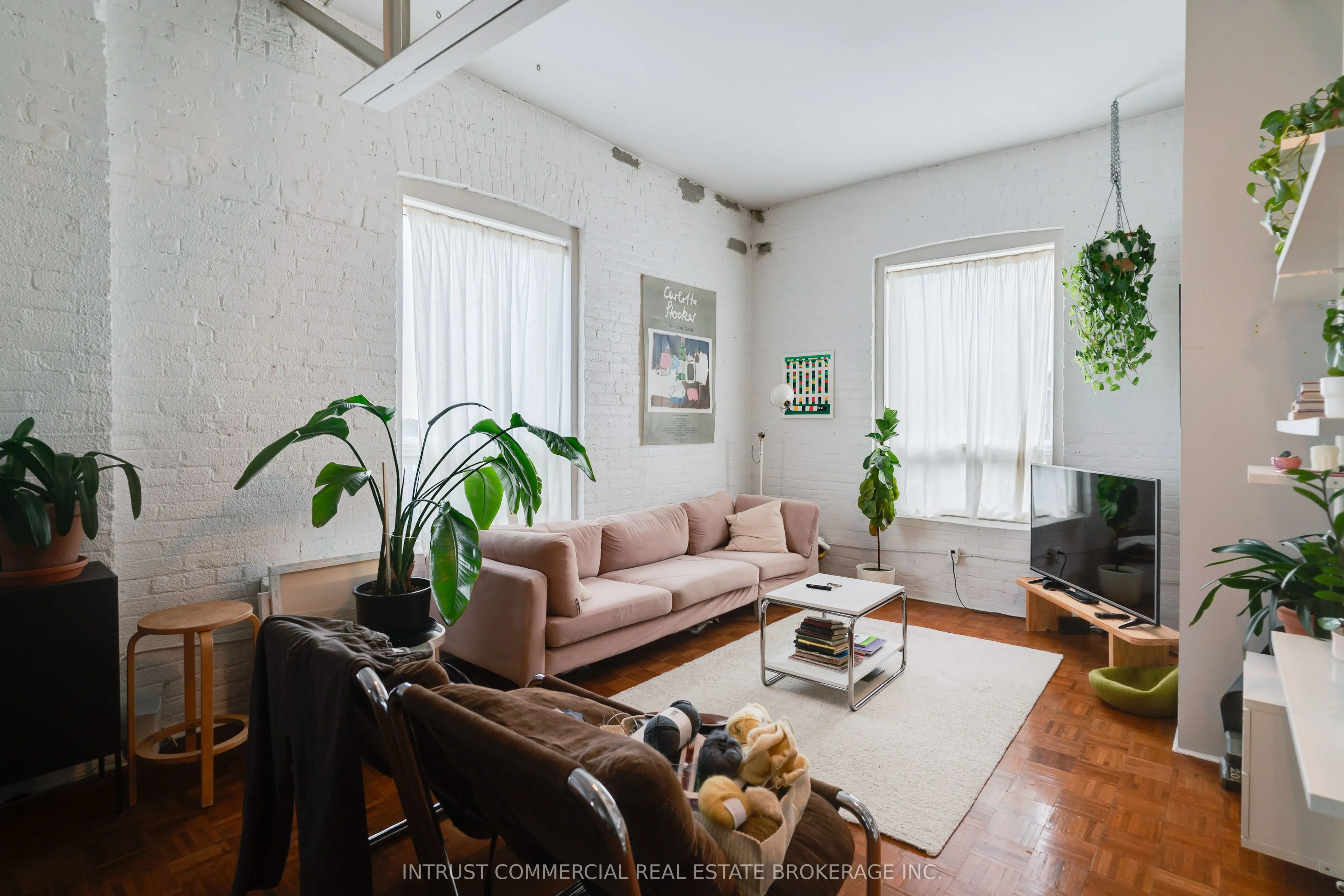 1463 Davenport Road