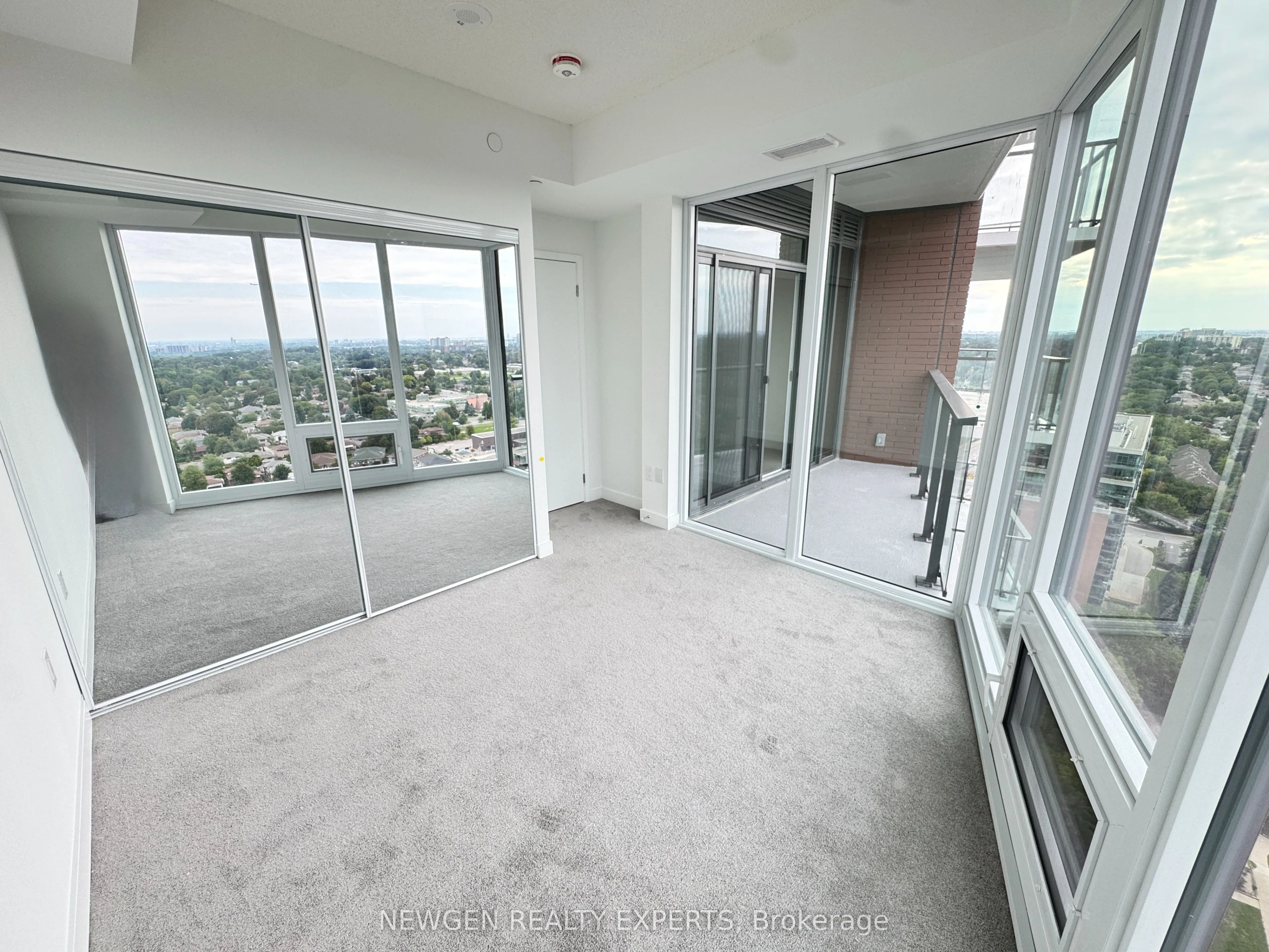 4010 Eglinton Avenue W #2103