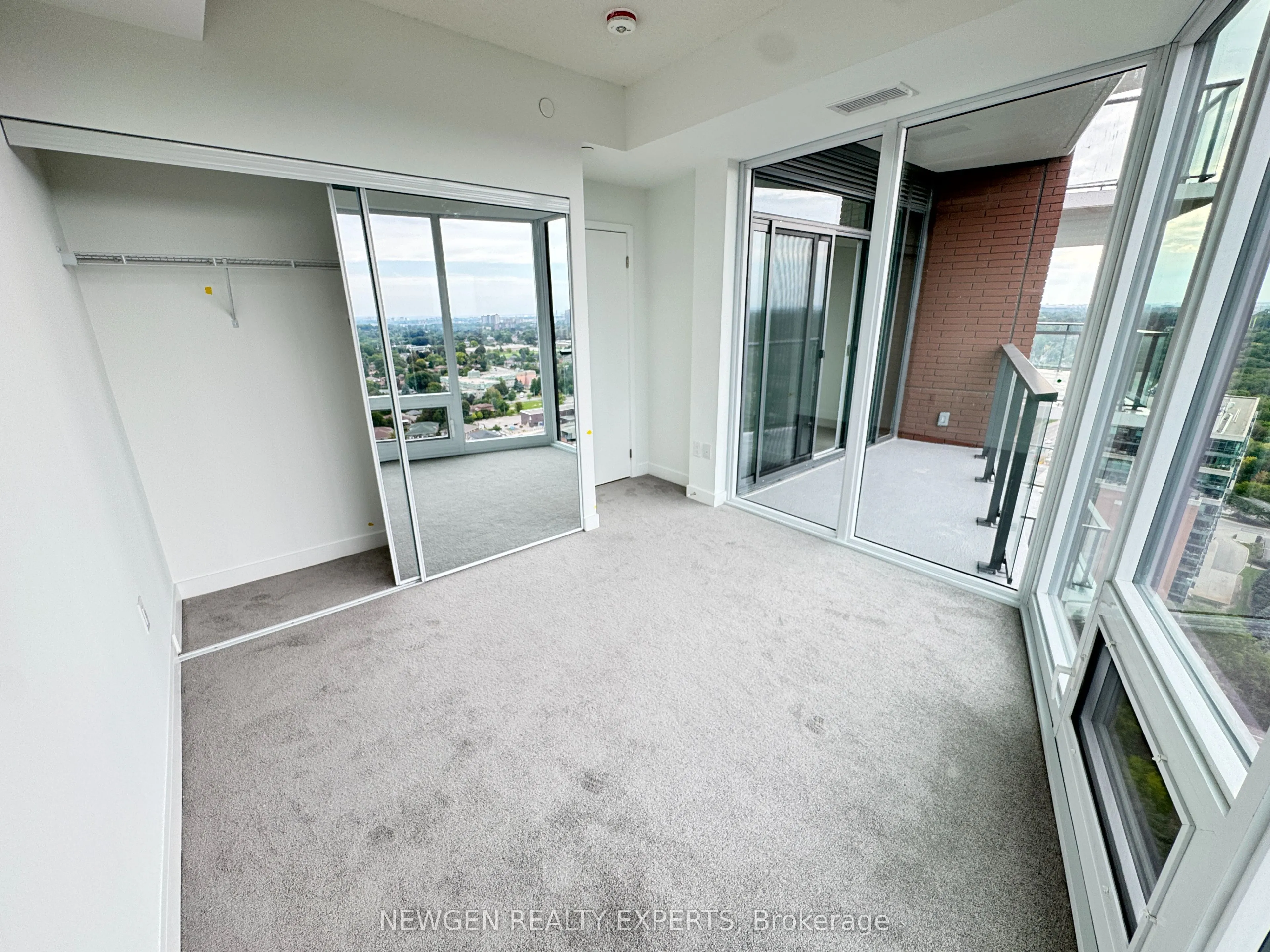 4010 Eglinton Avenue W #2103