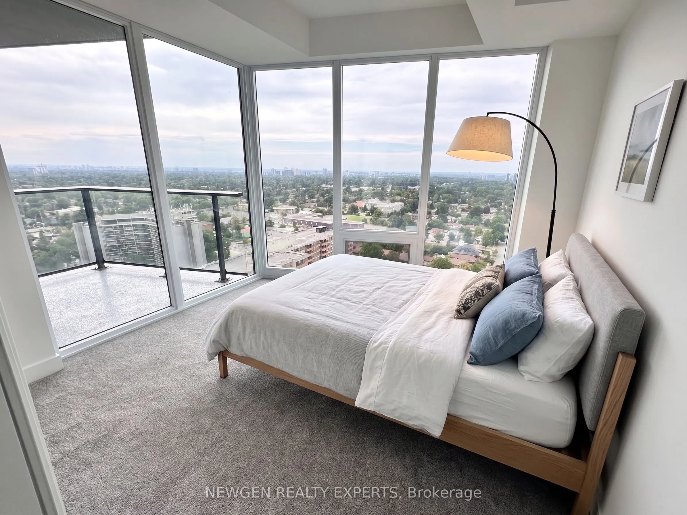 4010 Eglinton Avenue W #2103