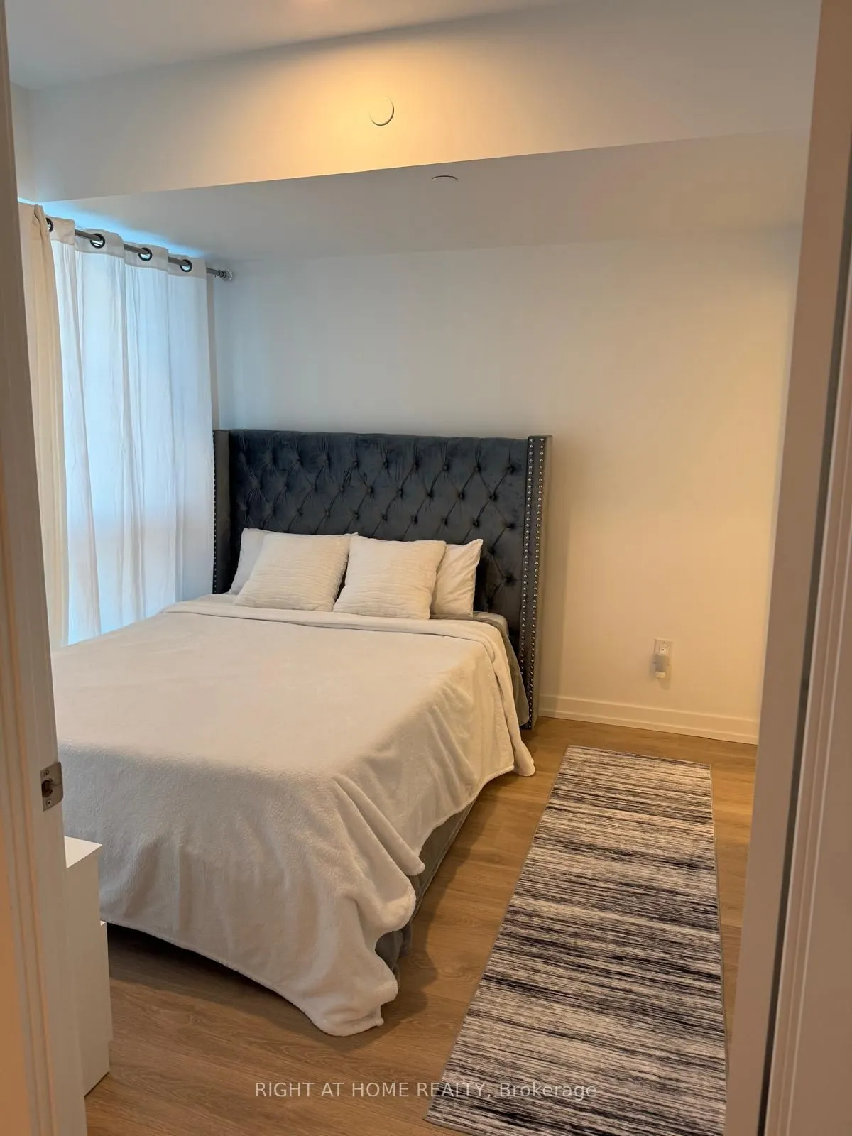 1100 Sheppard Avenue W #905