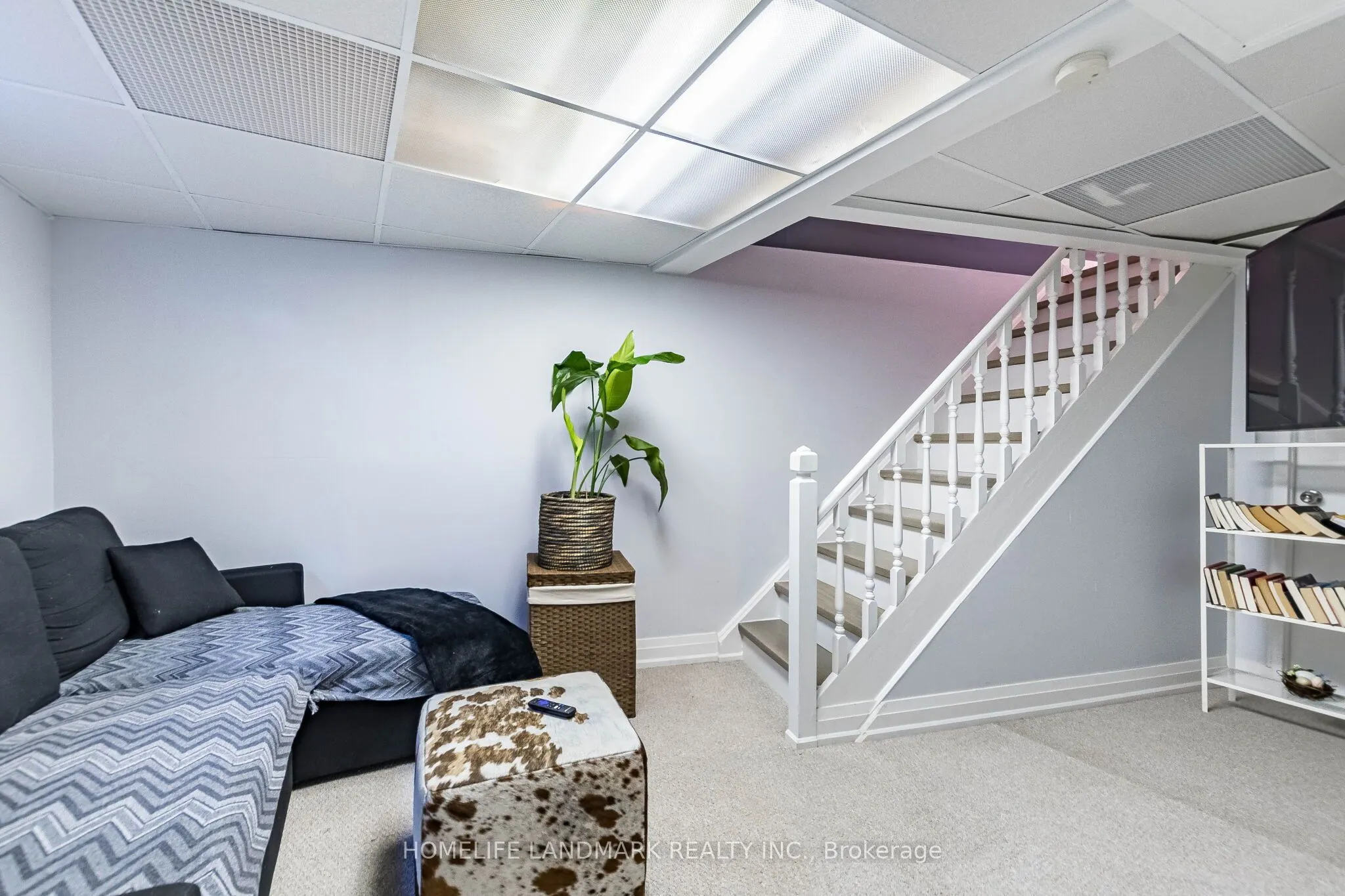 400 Mississauga Valley Boulevard #160