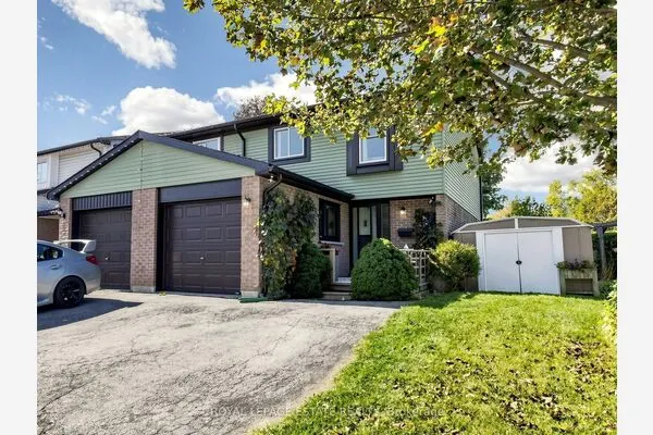 38 Burbank Crescent