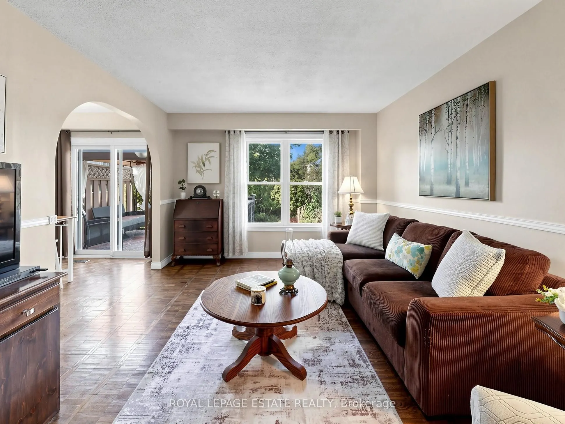 38 Burbank Crescent
