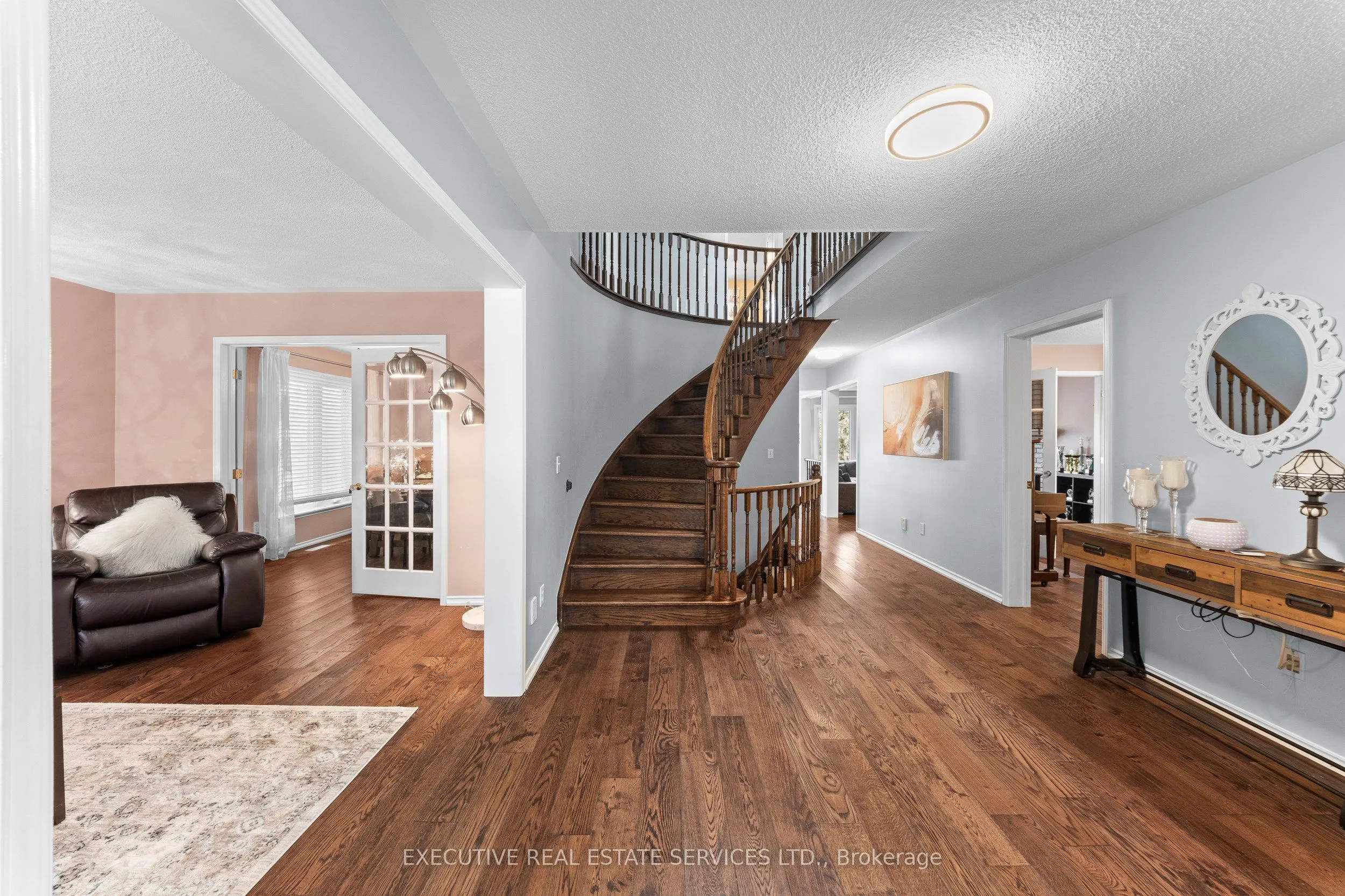 56 Pleasant Valley Place