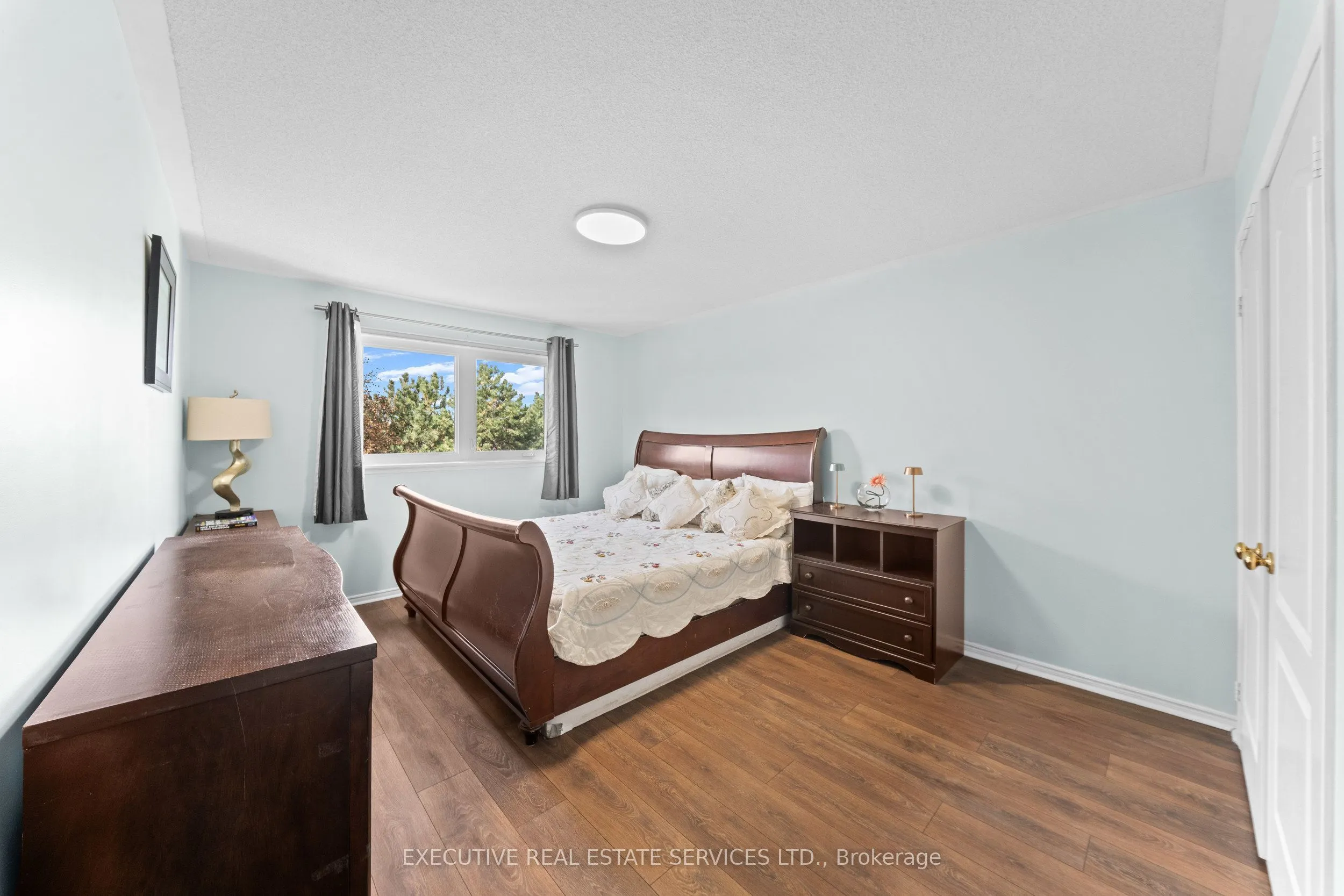 56 Pleasant Valley Place