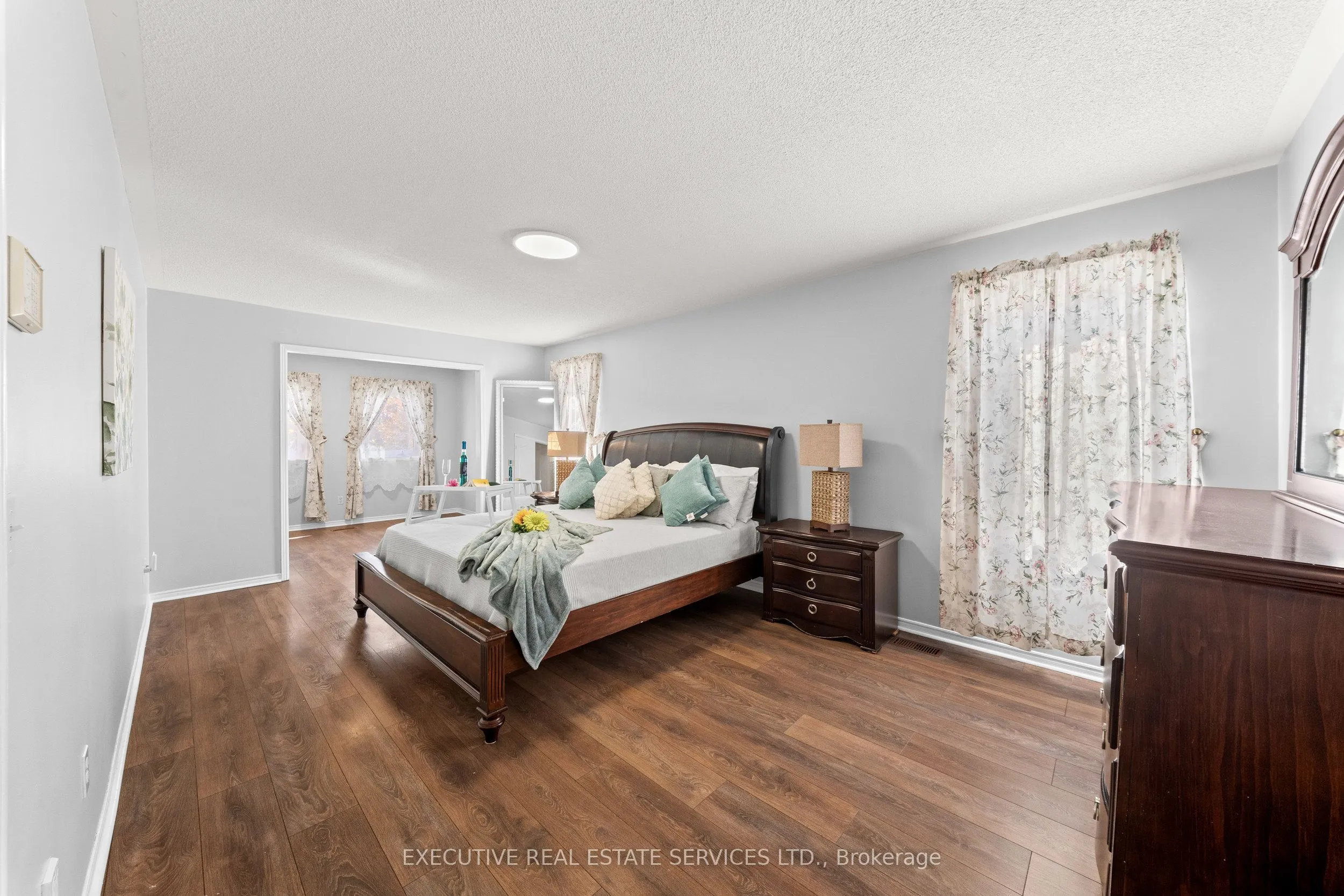 56 Pleasant Valley Place