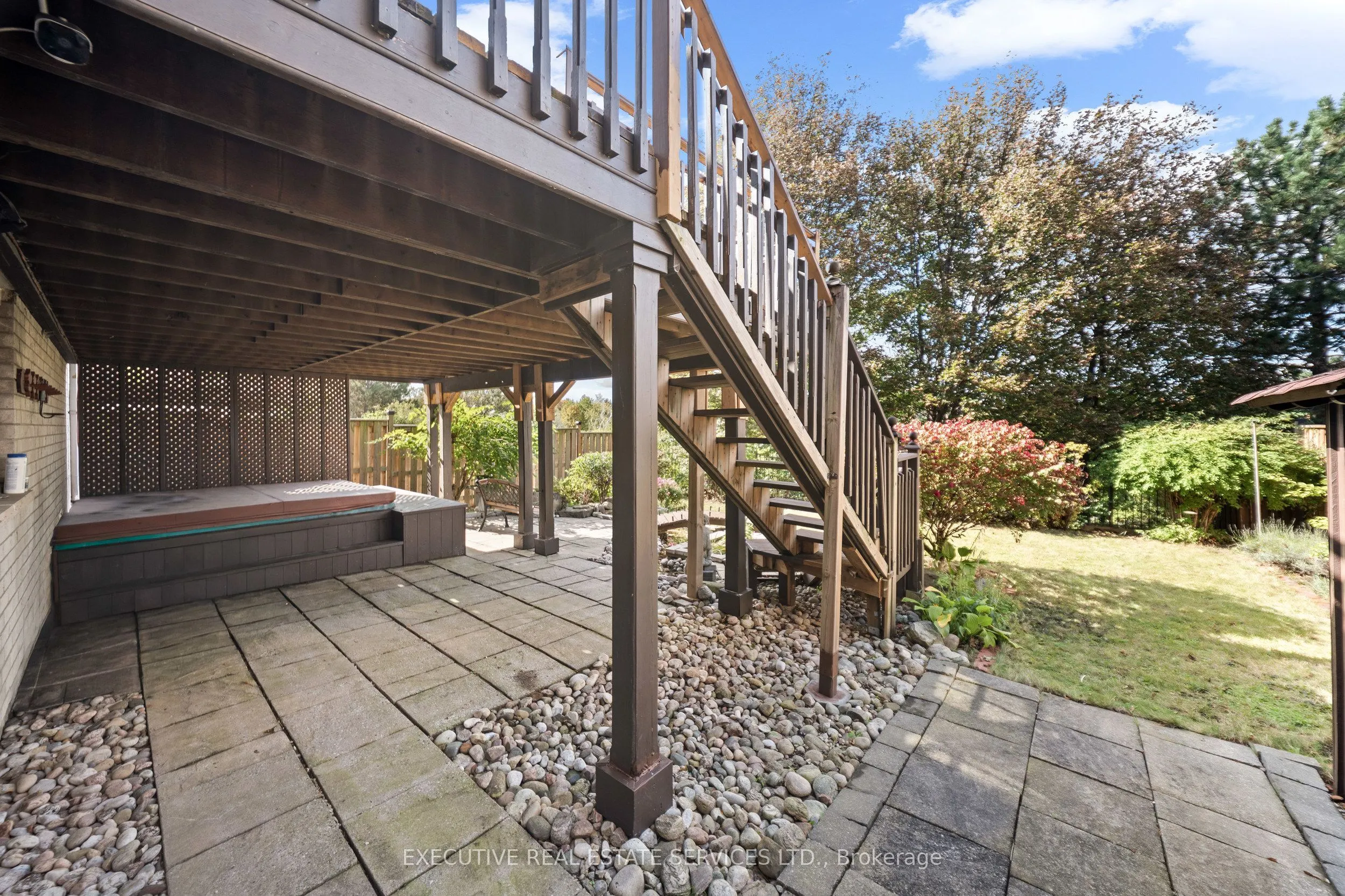 56 Pleasant Valley Place