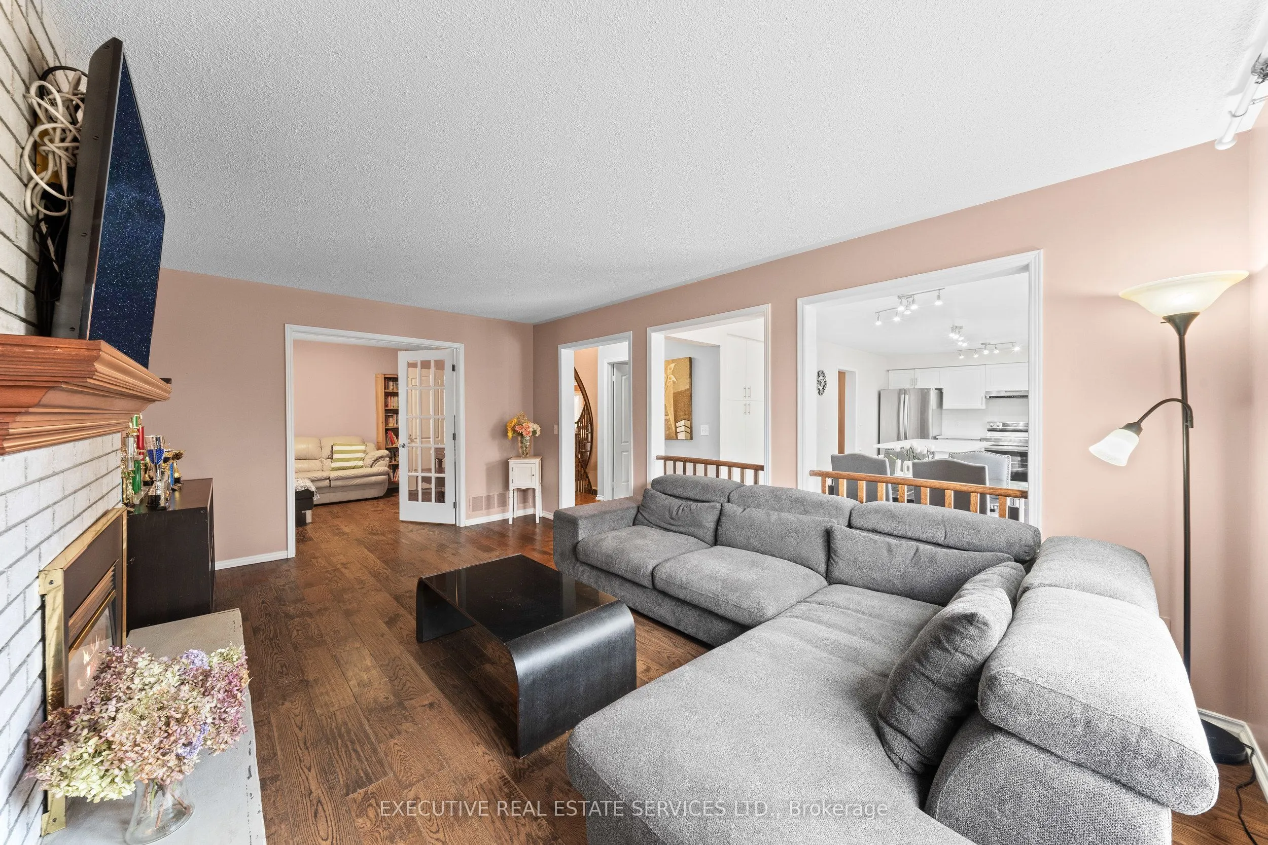 56 Pleasant Valley Place