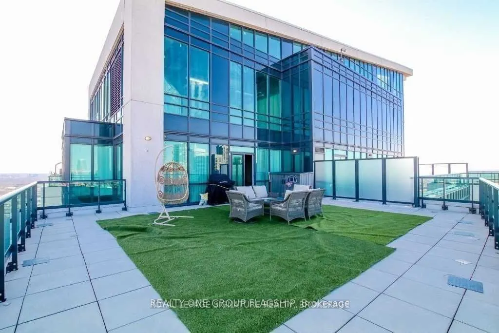 3985 Grand Park Drive #2801