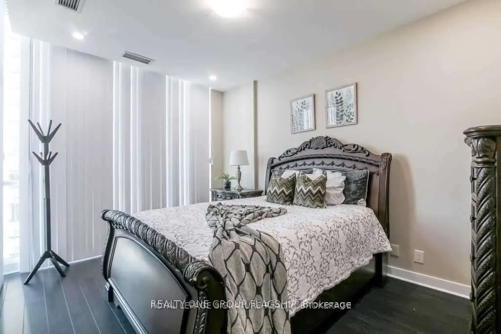 3985 Grand Park Drive #2801