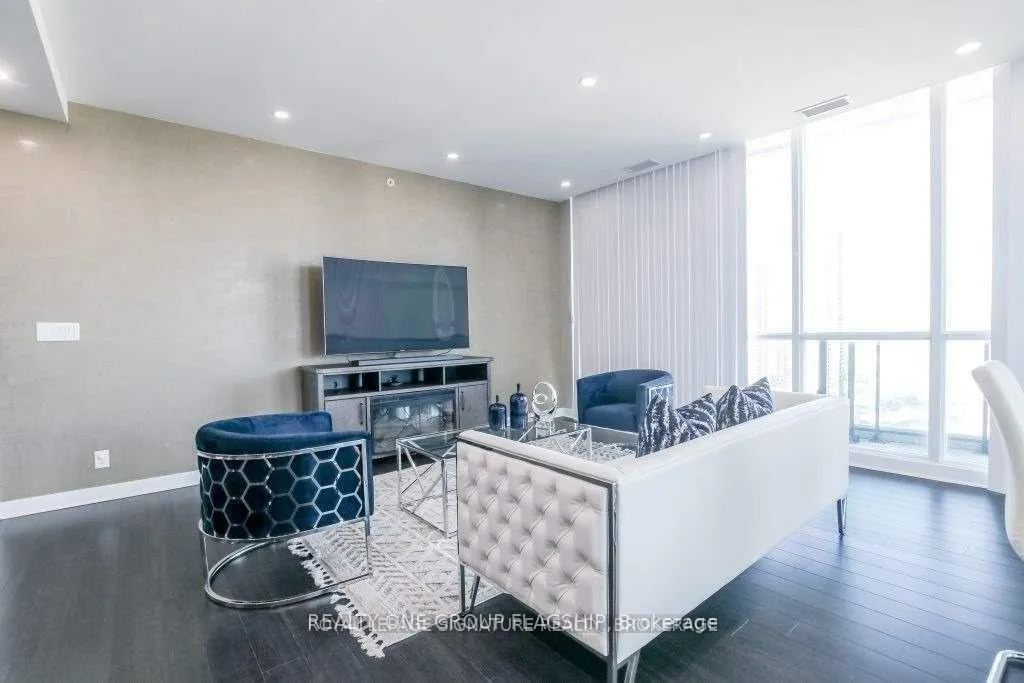 3985 Grand Park Drive #2801
