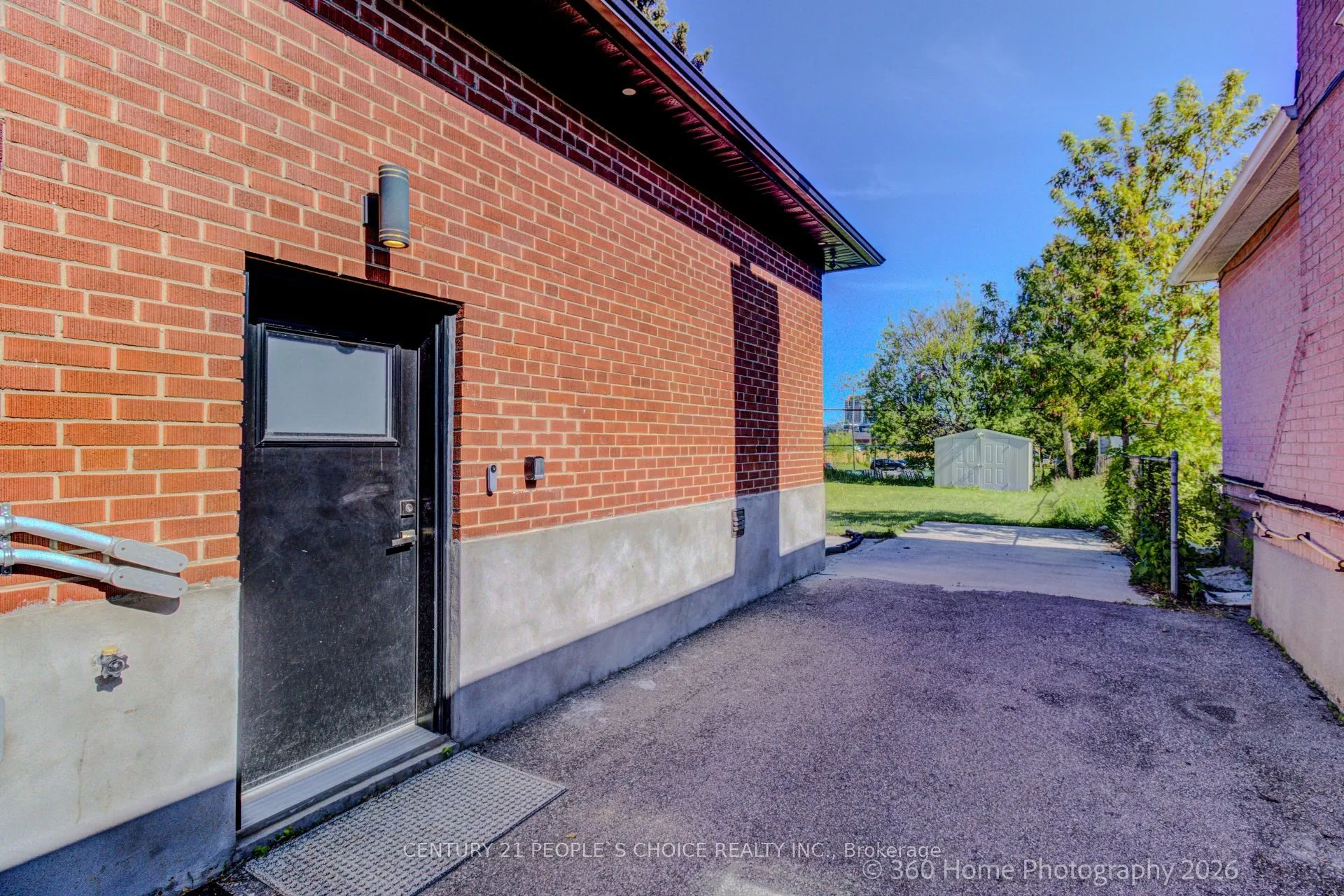 37 Bentworth Avenue #2