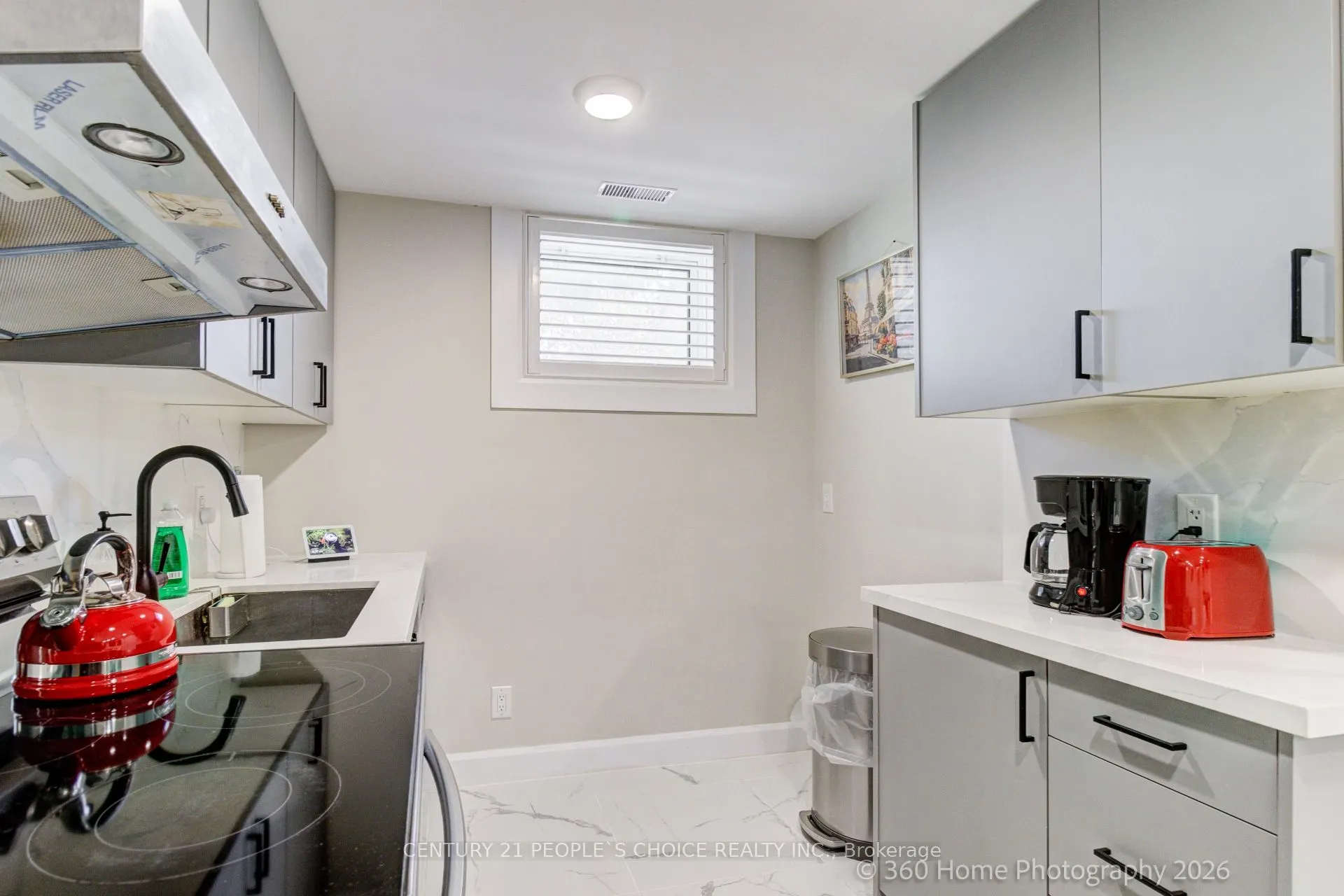 37 Bentworth Avenue #2