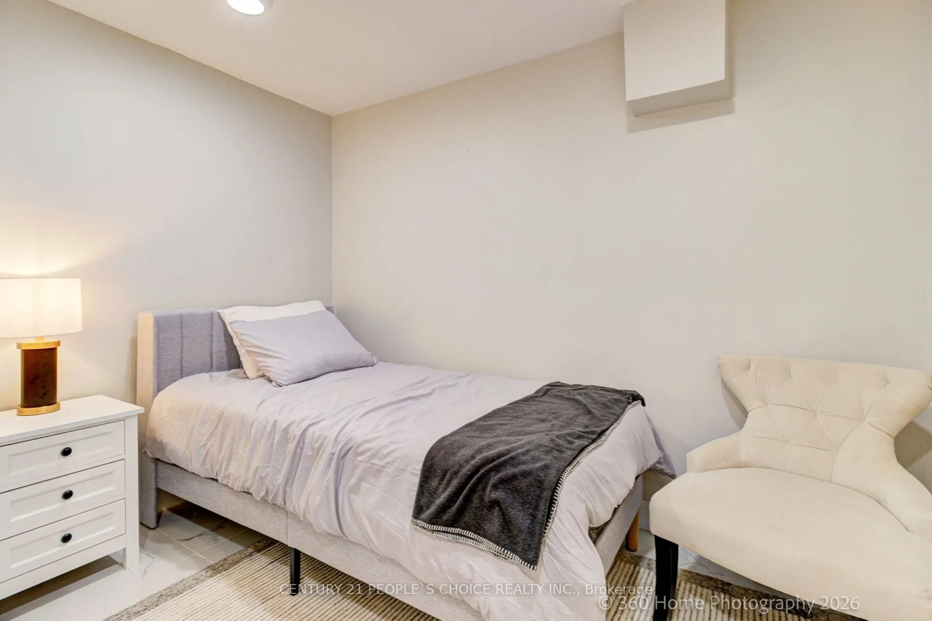 37 Bentworth Avenue #2