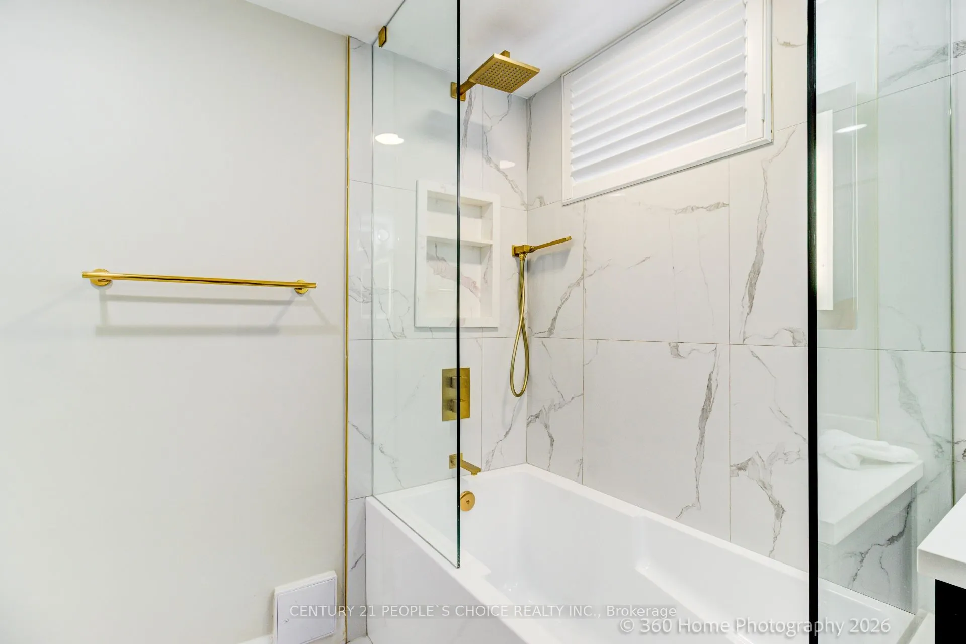 37 Bentworth Avenue #2