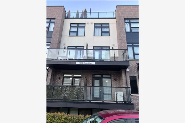 1573 Rose Way #101