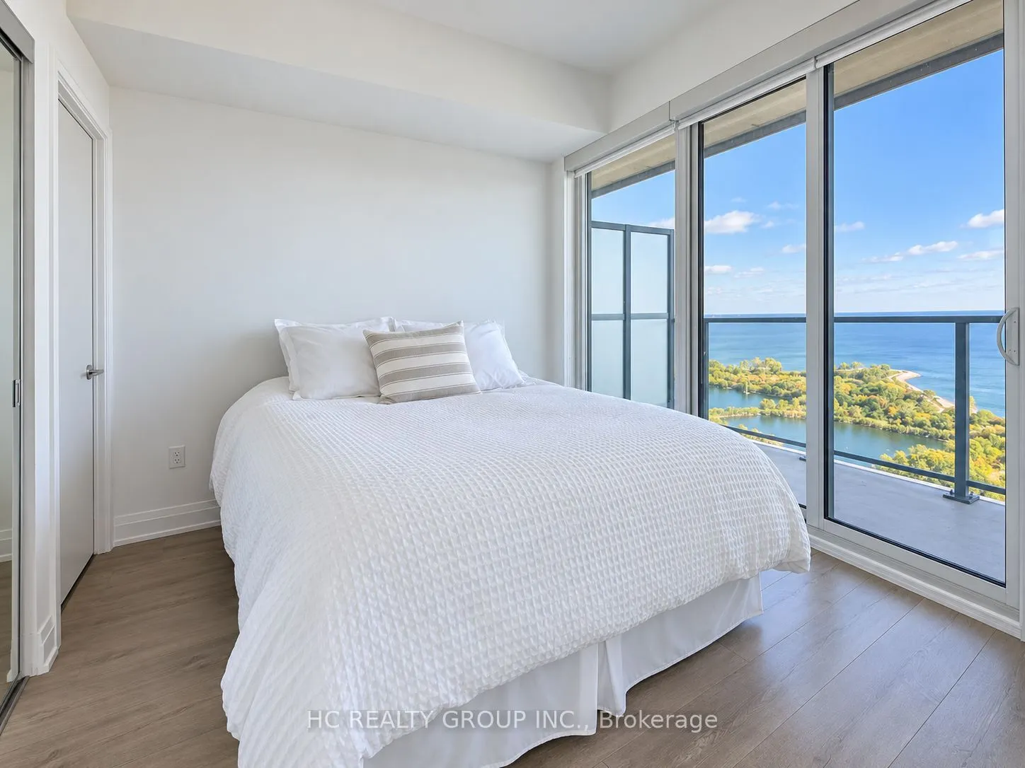 20 Shore Breeze Drive #2610